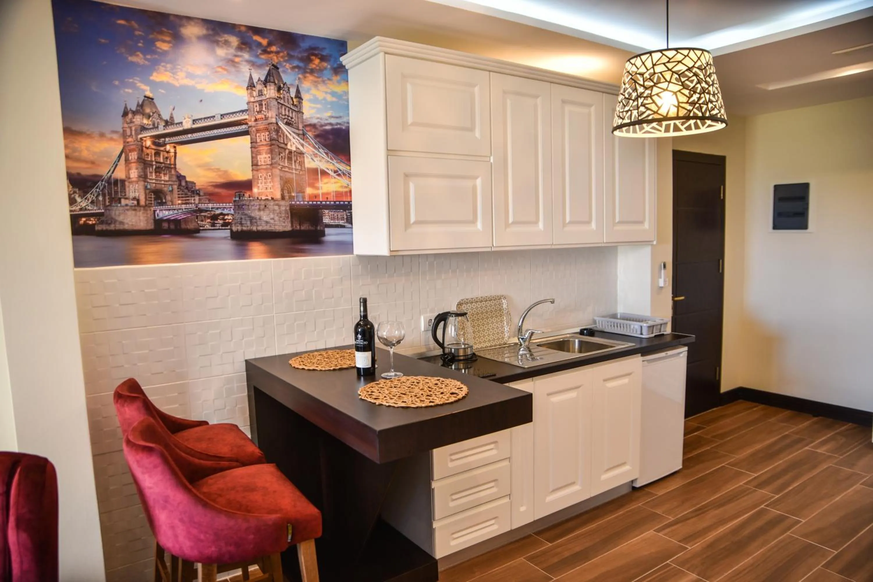 Kitchen or kitchenette in Padam Hotel & SPA