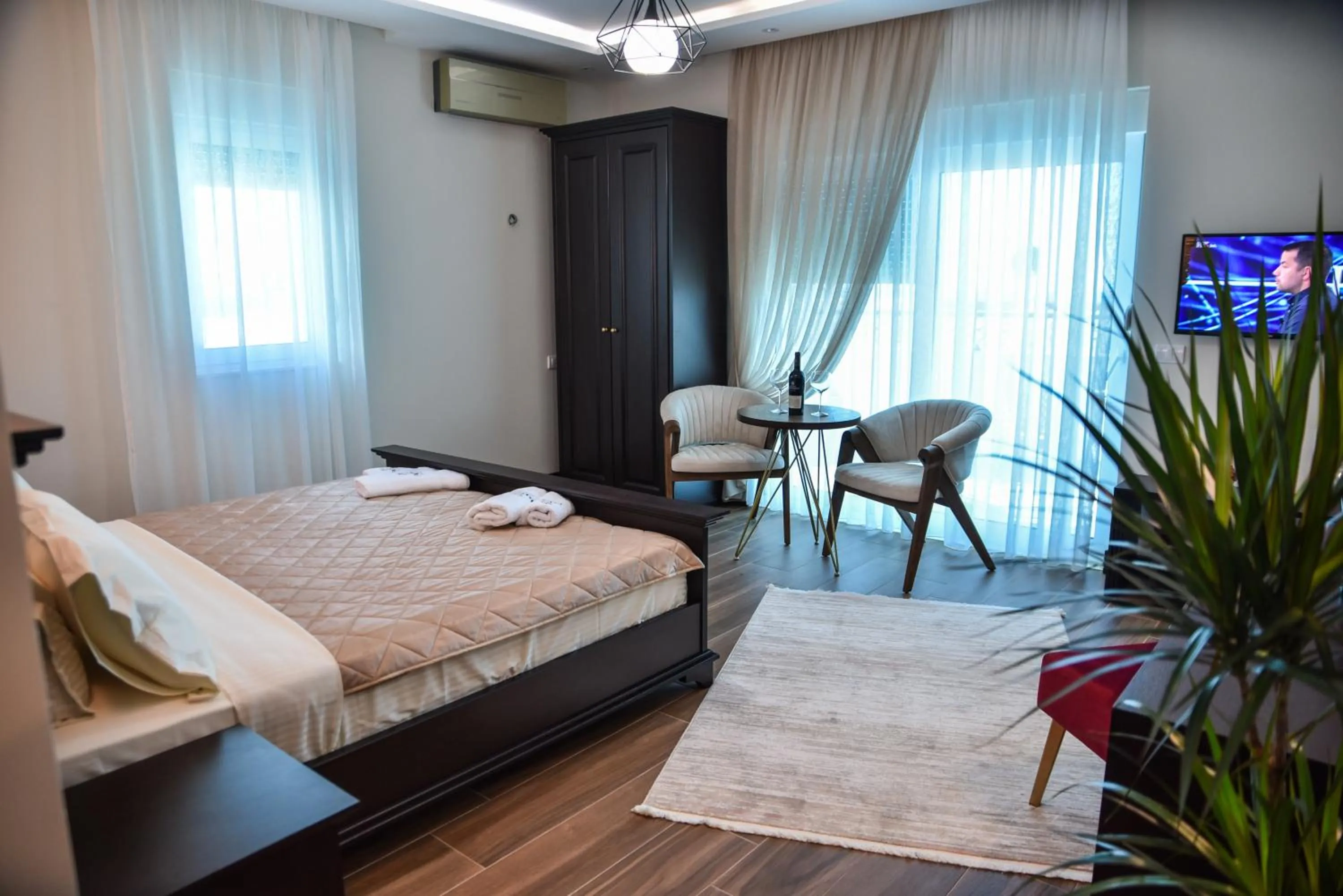 Photo of the whole room, Bed in Padam Hotel & SPA