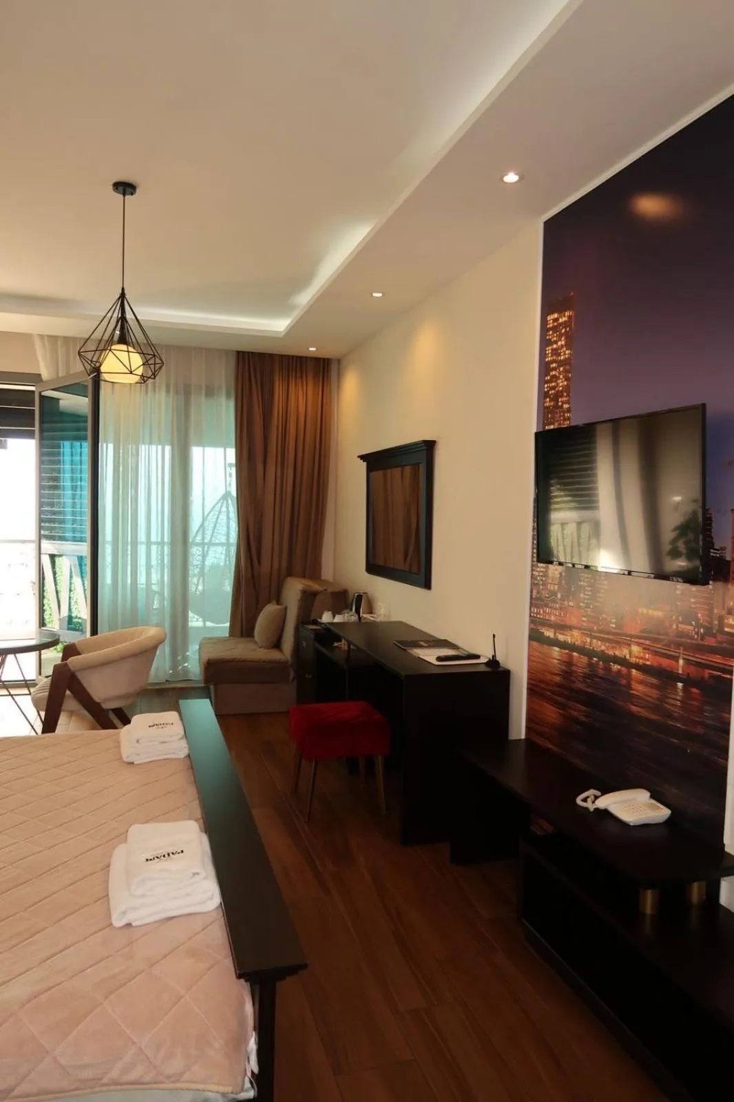 Bed in Padam Hotel & SPA