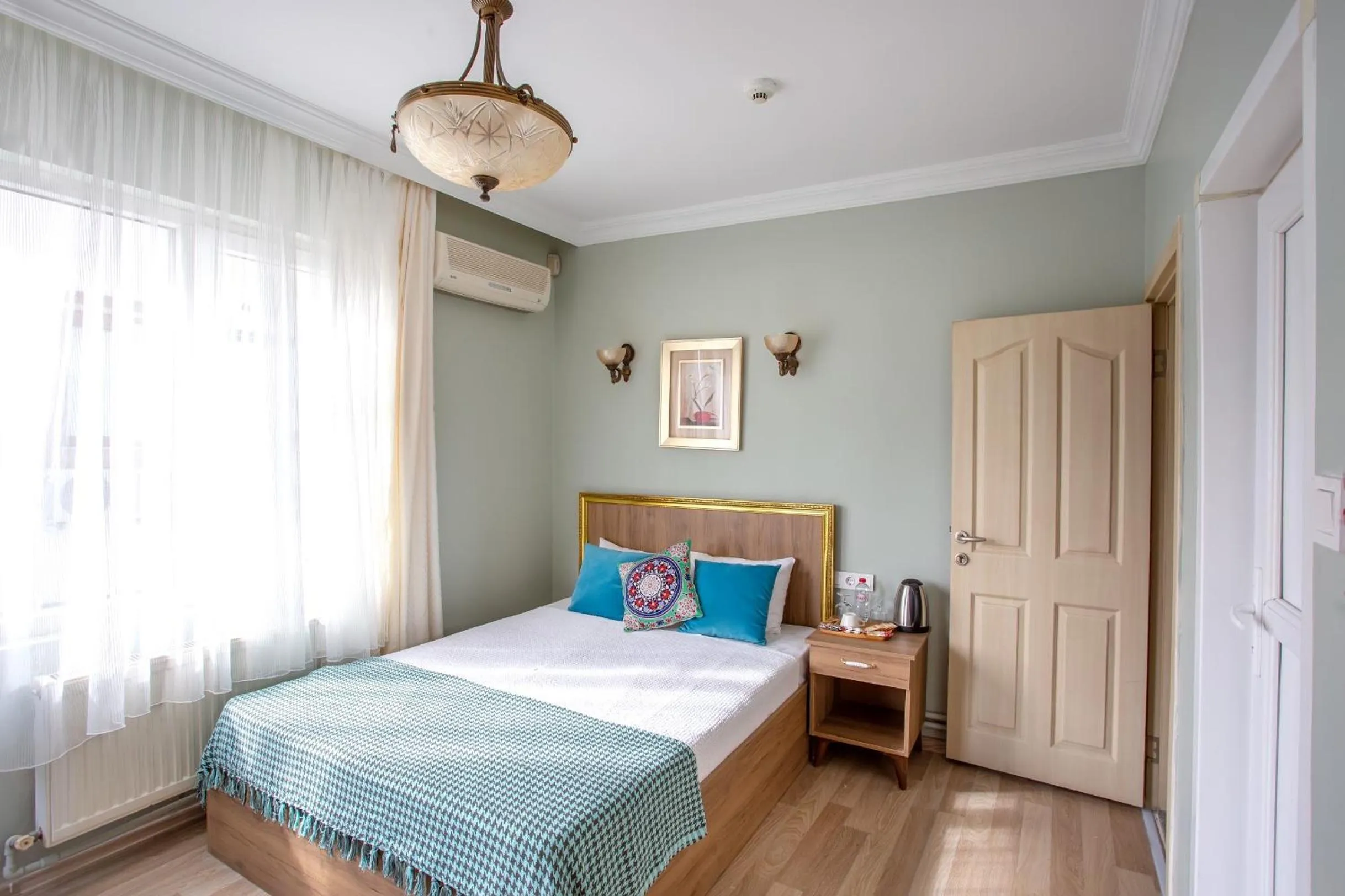 Photo of the whole room, Bed in Sofia Corner Hotel