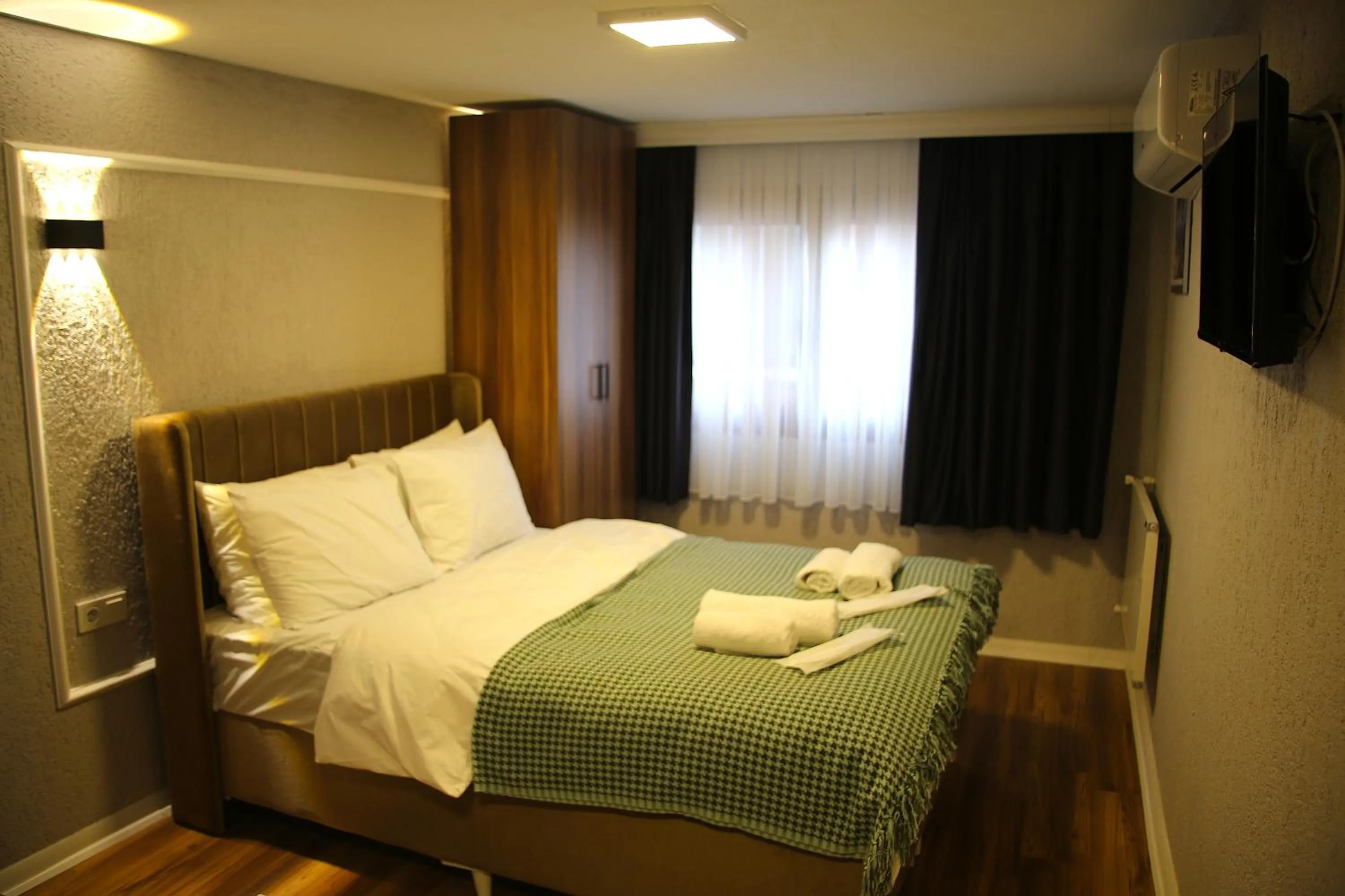 Bed in Sofia Corner Hotel