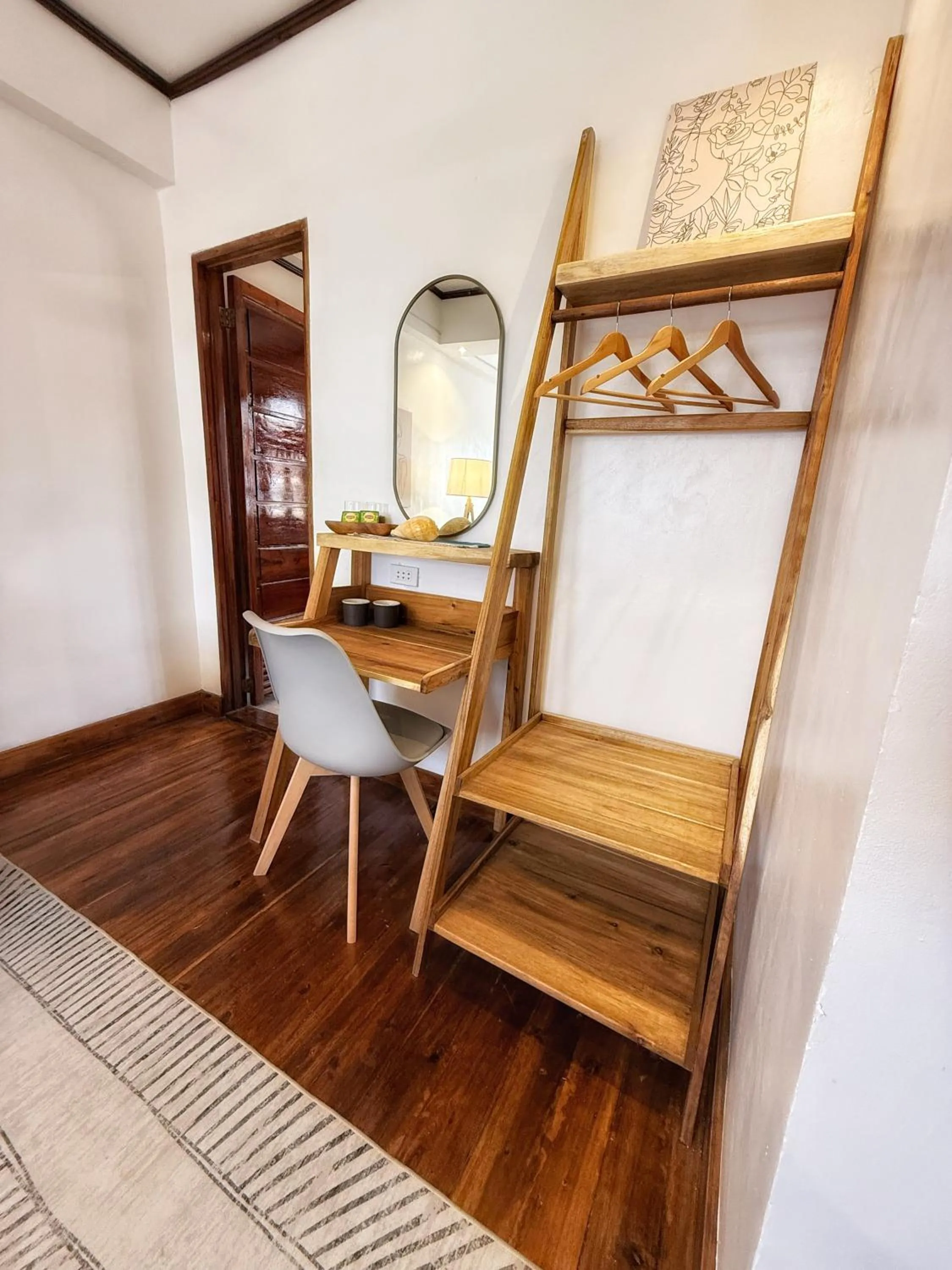 Seating area in Marina 4Rooms