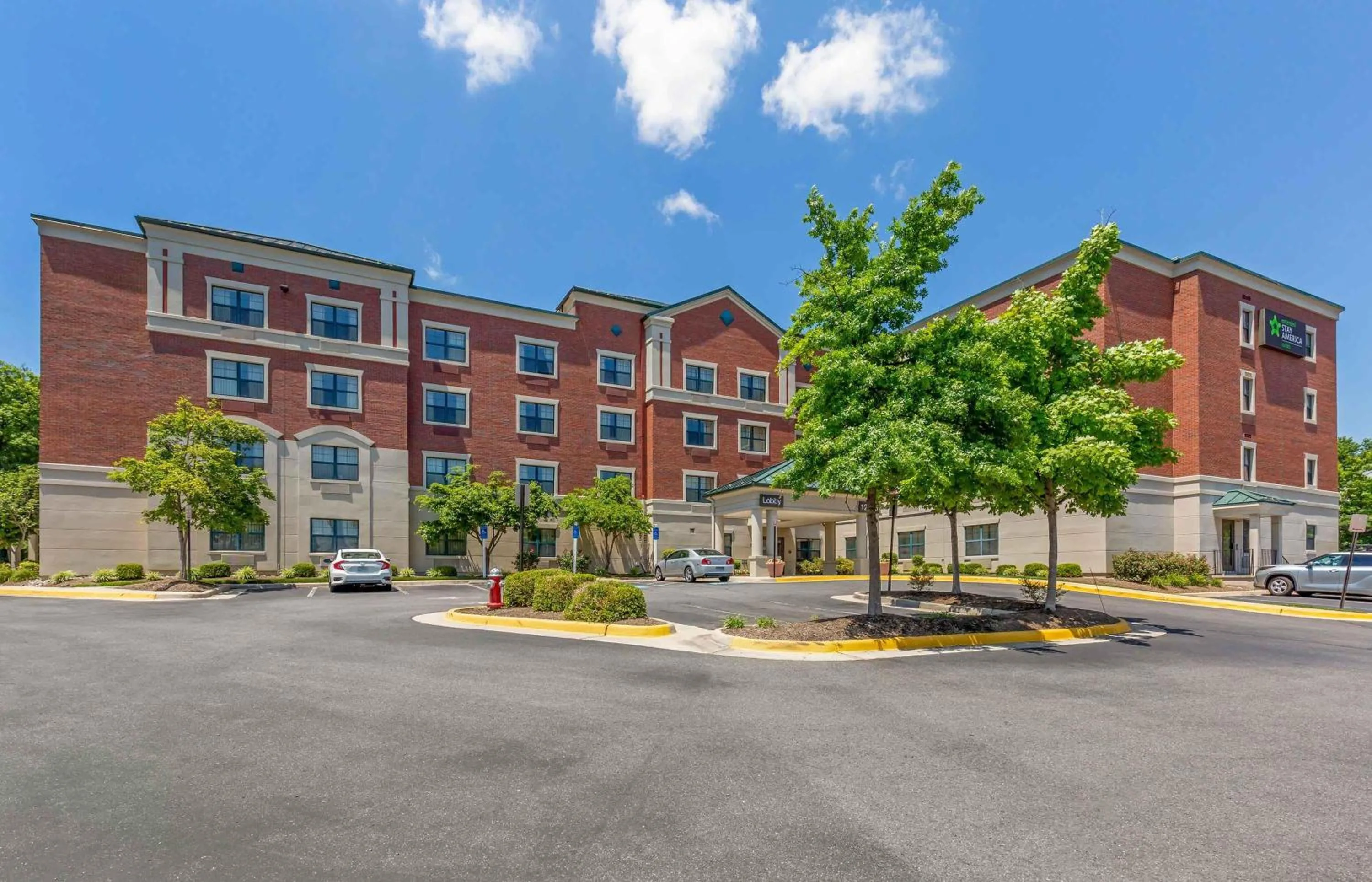 Property building in Extended Stay America Suites - Washington, DC - Fairfax - Fair Oaks Mall