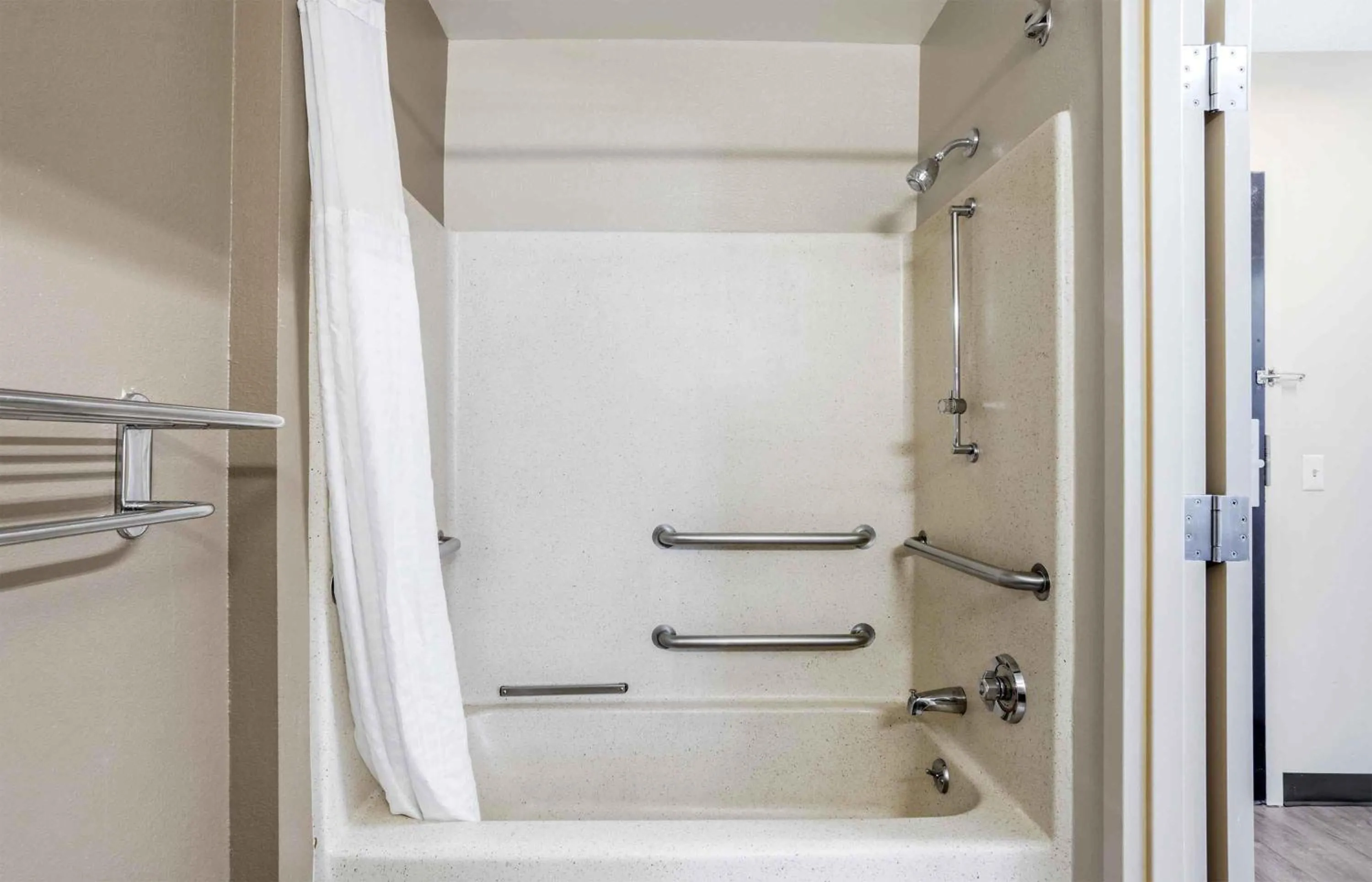Bathroom in Extended Stay America Suites - Washington, DC - Fairfax - Fair Oaks Mall