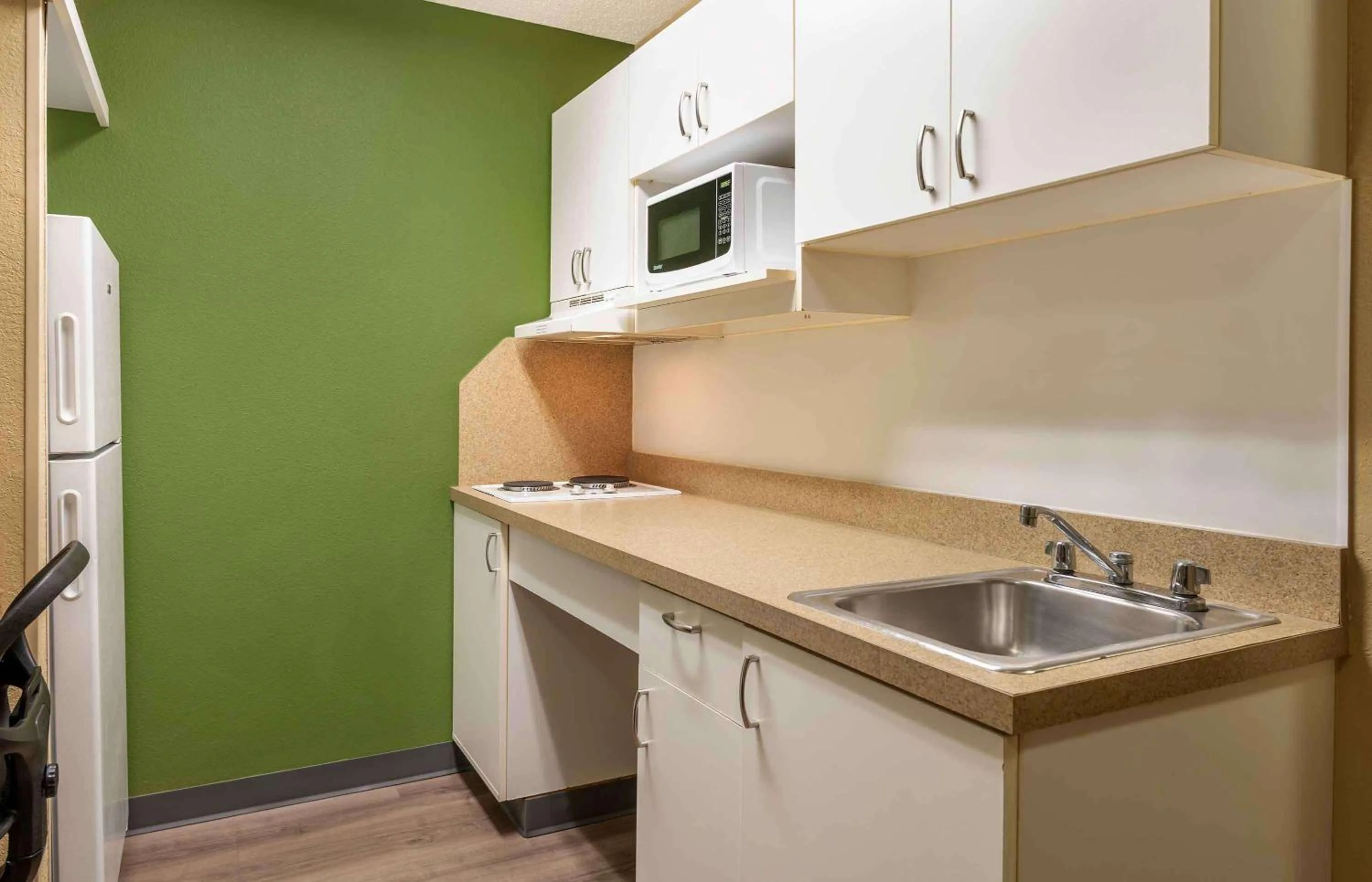 Bedroom in Extended Stay America Suites - Merrillville - US Rte 30