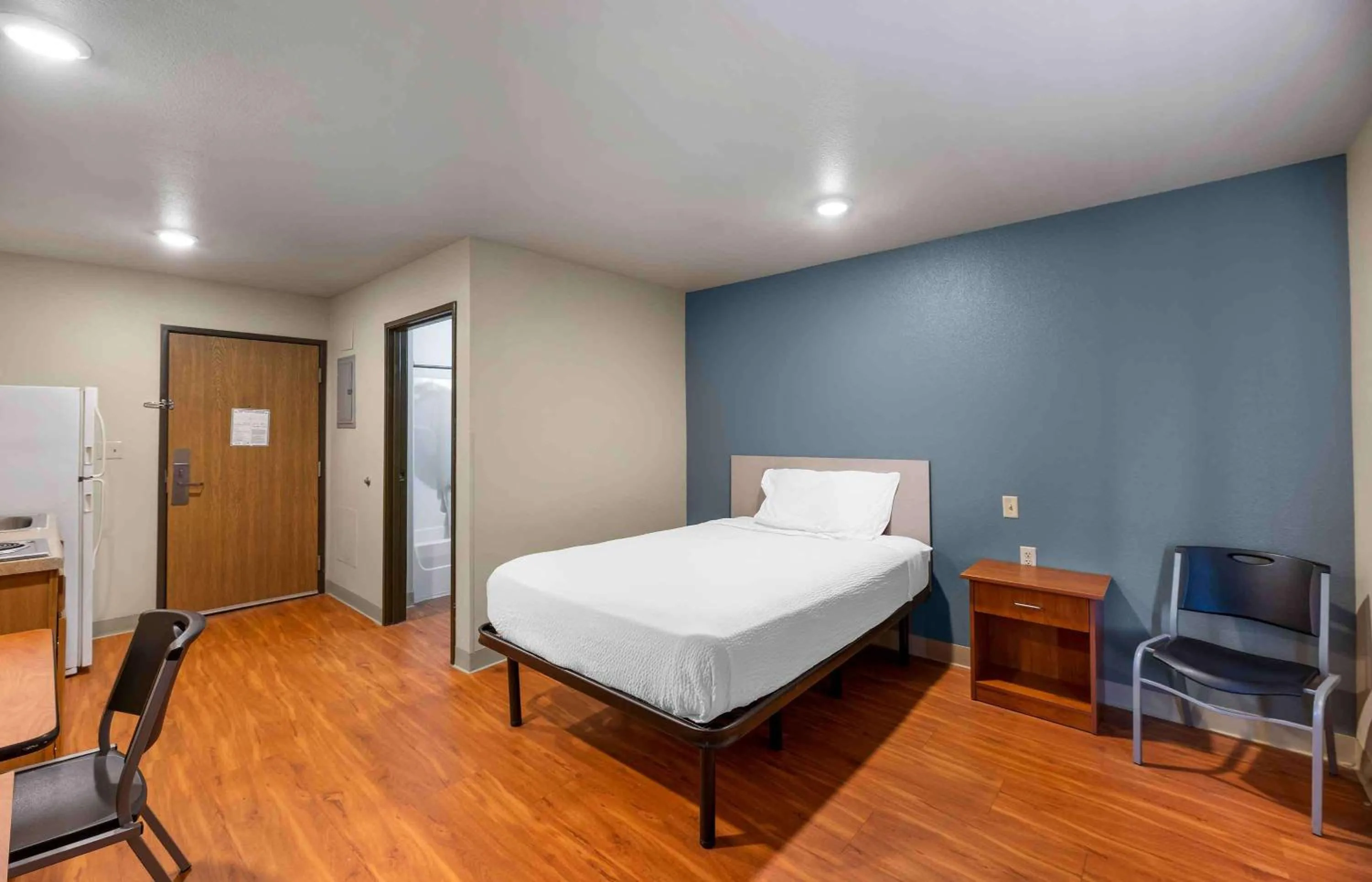 Bedroom, Bed in Extended Stay America Select Suites - Lubbock - South