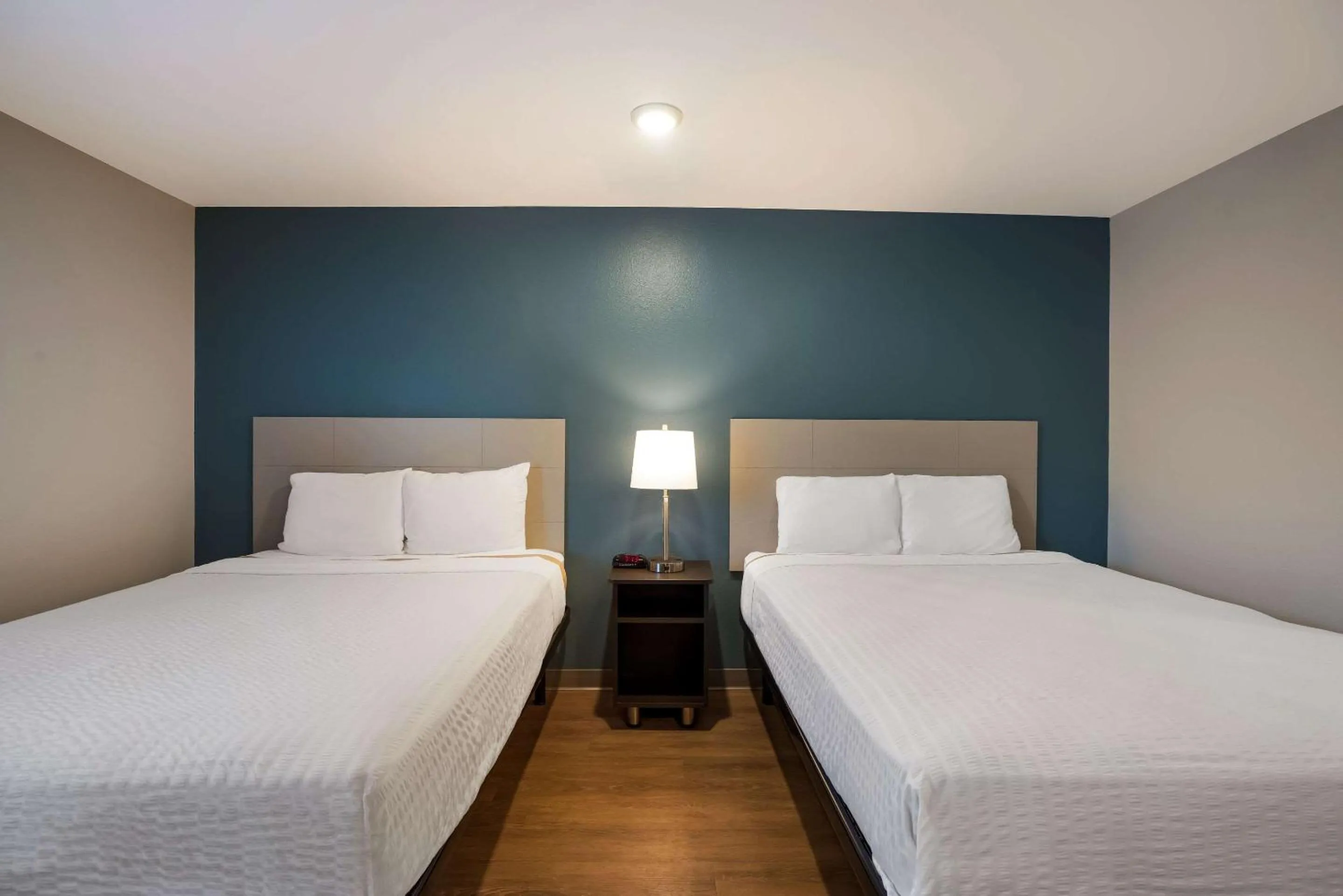 Bedroom, Bed in WoodSpring Suites Orlando North - Maitland