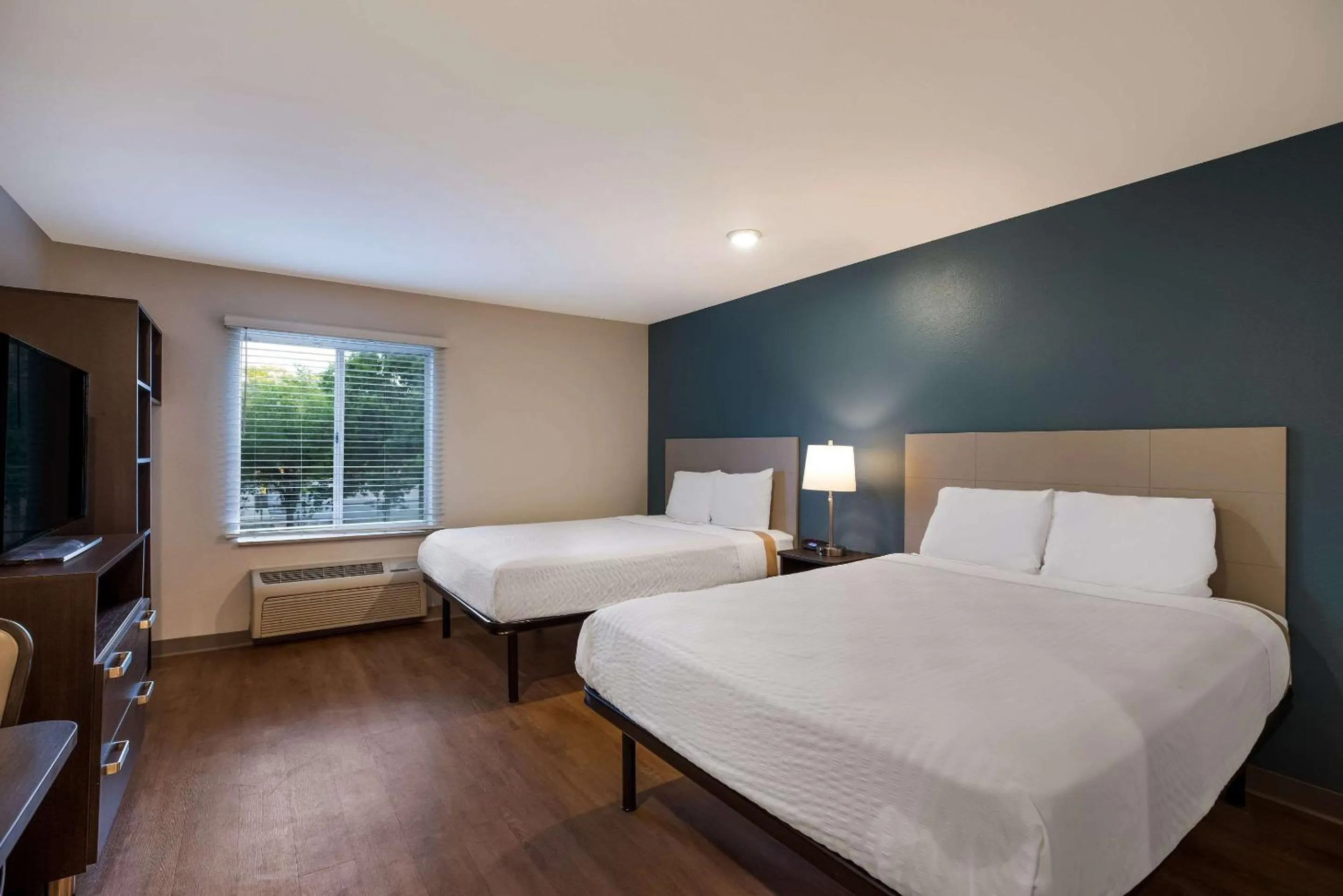 Bedroom, Bed in WoodSpring Suites Orlando North - Maitland