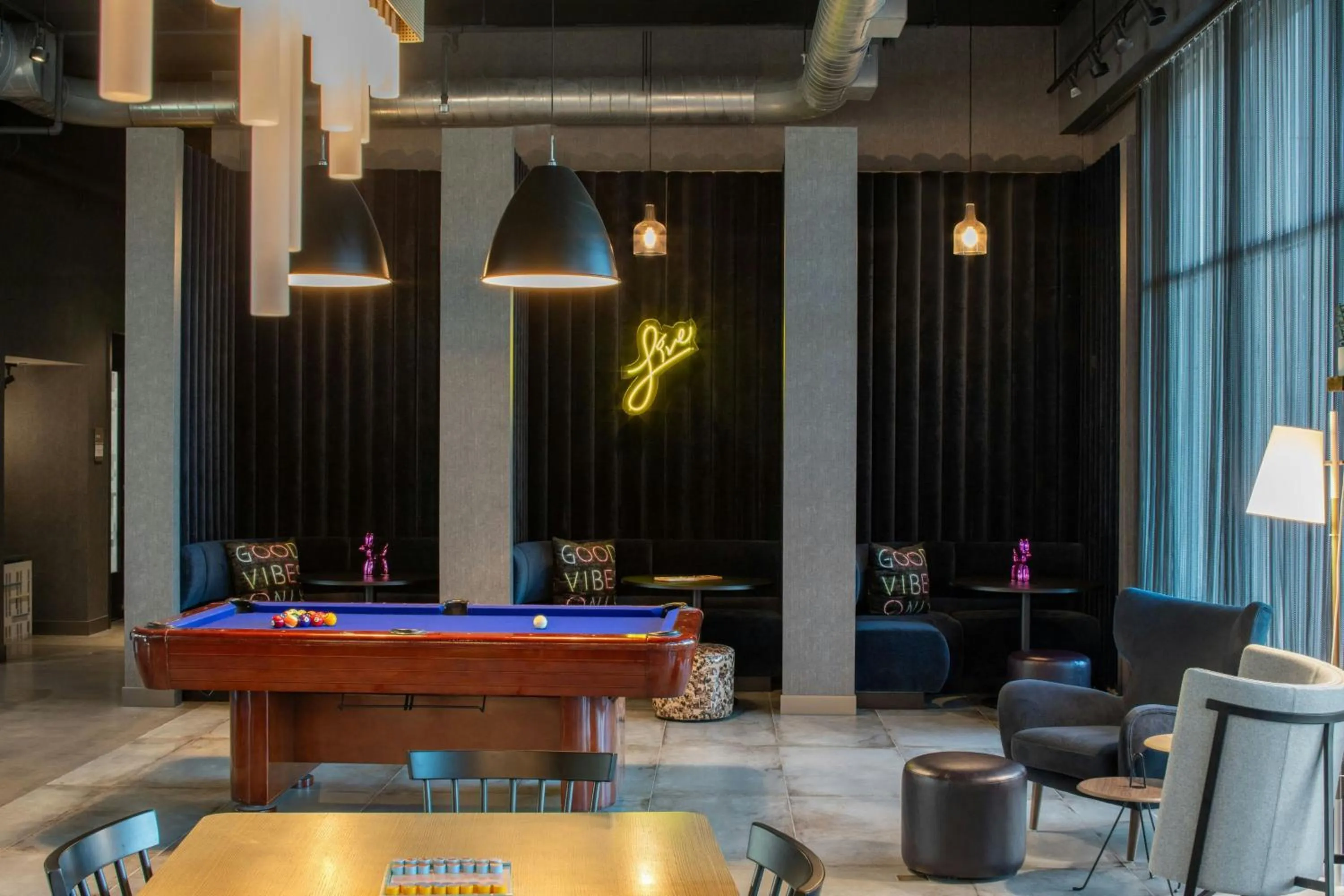 Other in aloft Green Bay