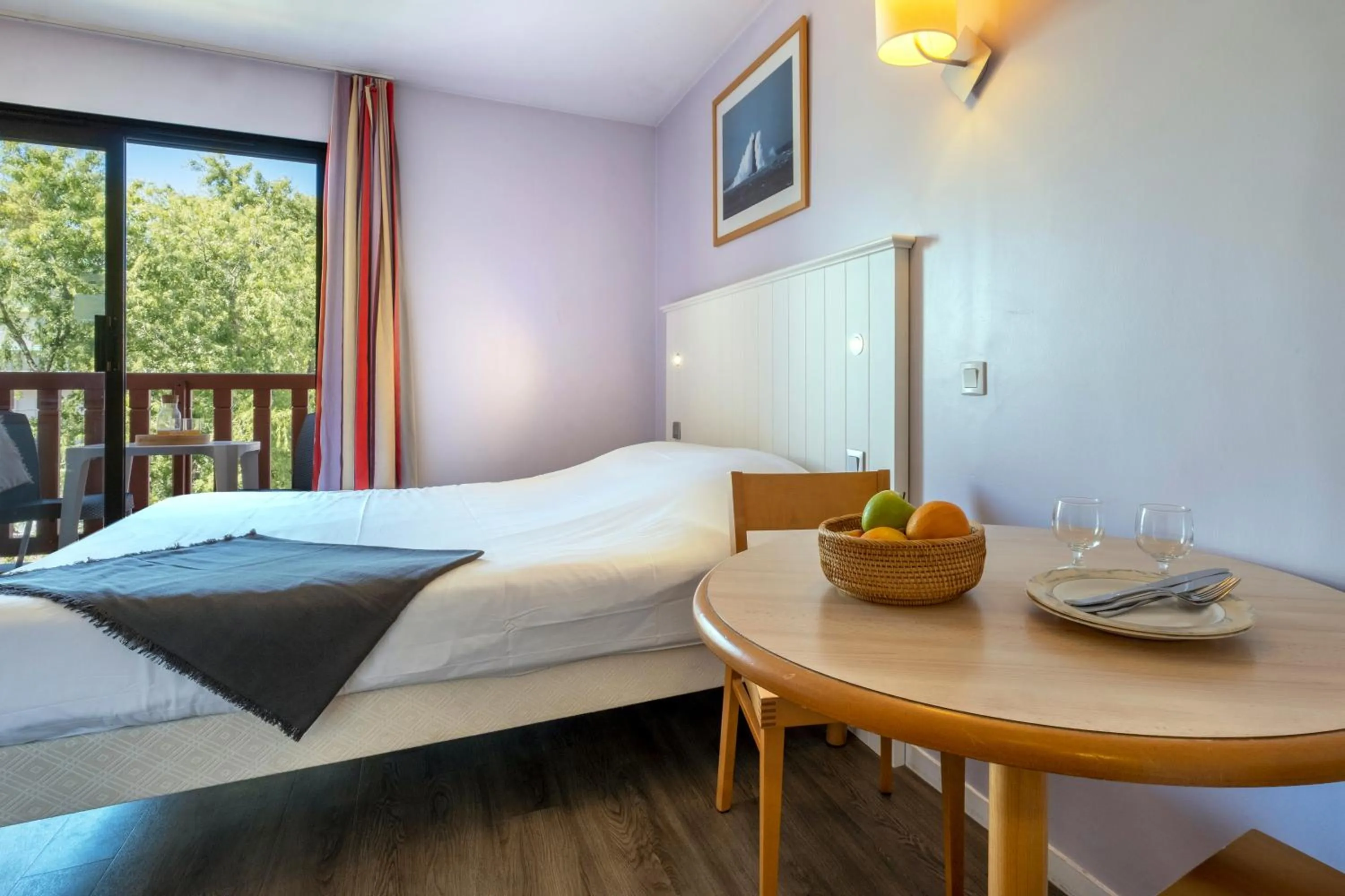 Patio, Bed in Résidence Pierre & Vacances Centre