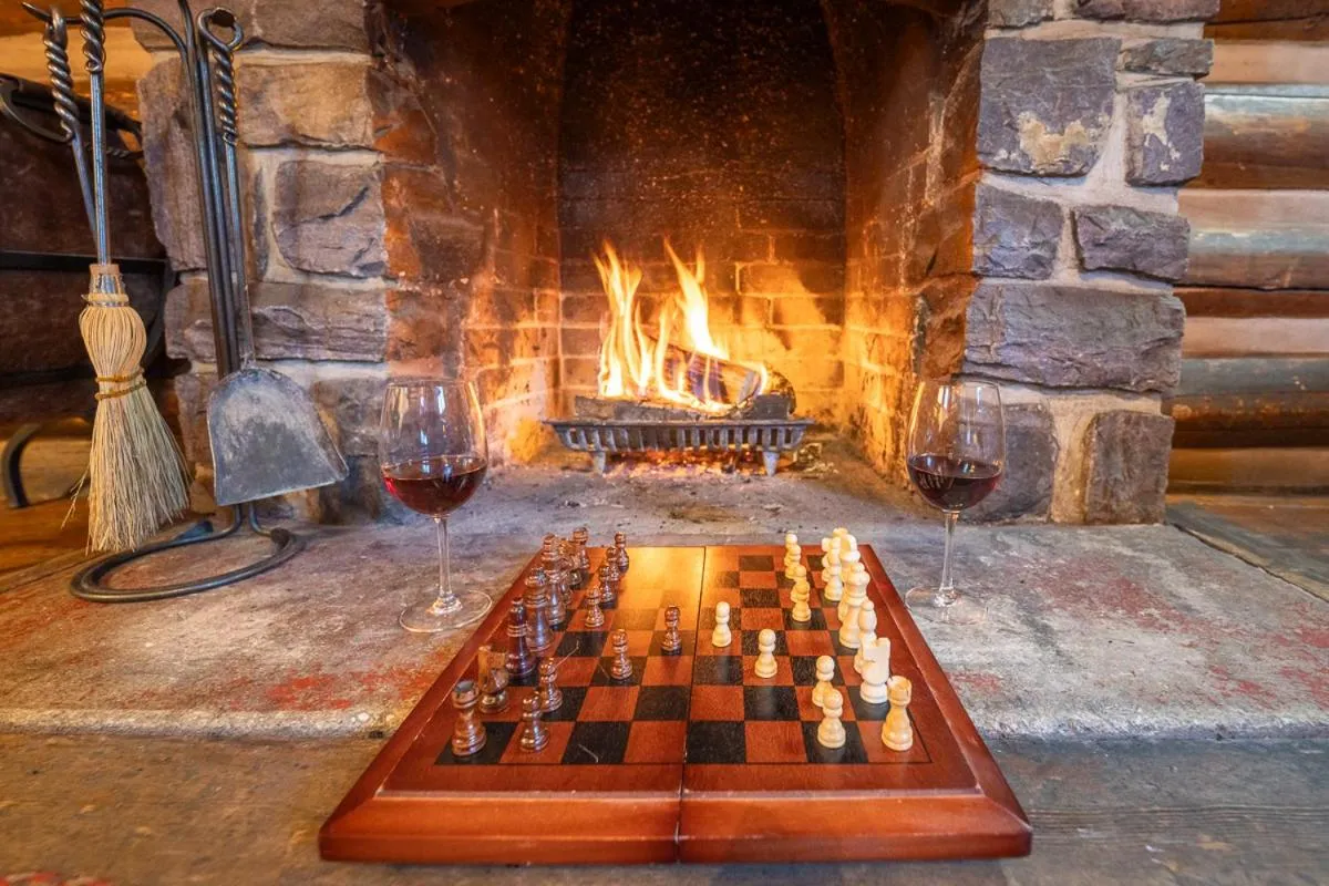 Drinks in Storm Mountain Lodge & Cabins