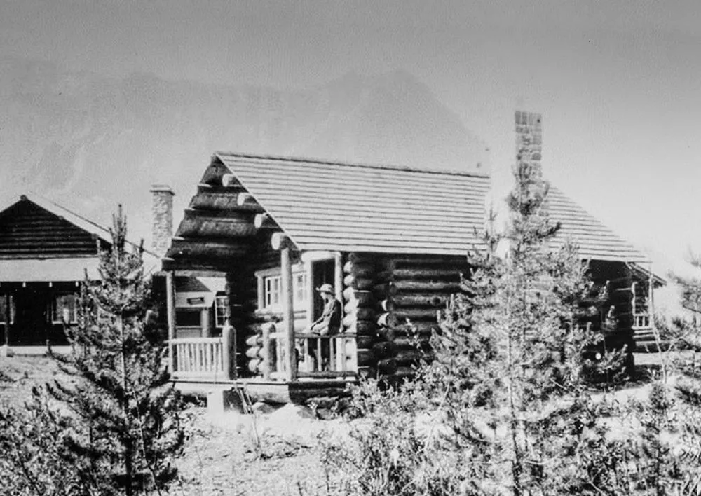 Property building in Storm Mountain Lodge & Cabins