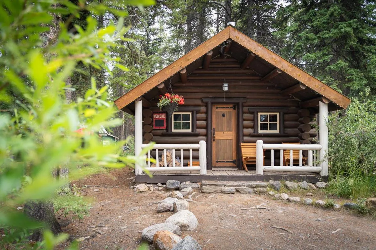 Property building in Storm Mountain Lodge & Cabins