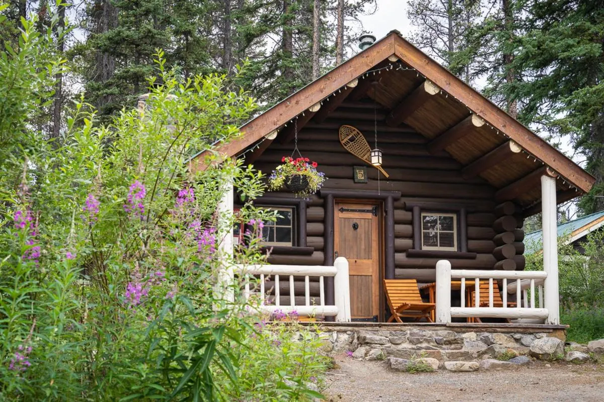 Property building in Storm Mountain Lodge & Cabins