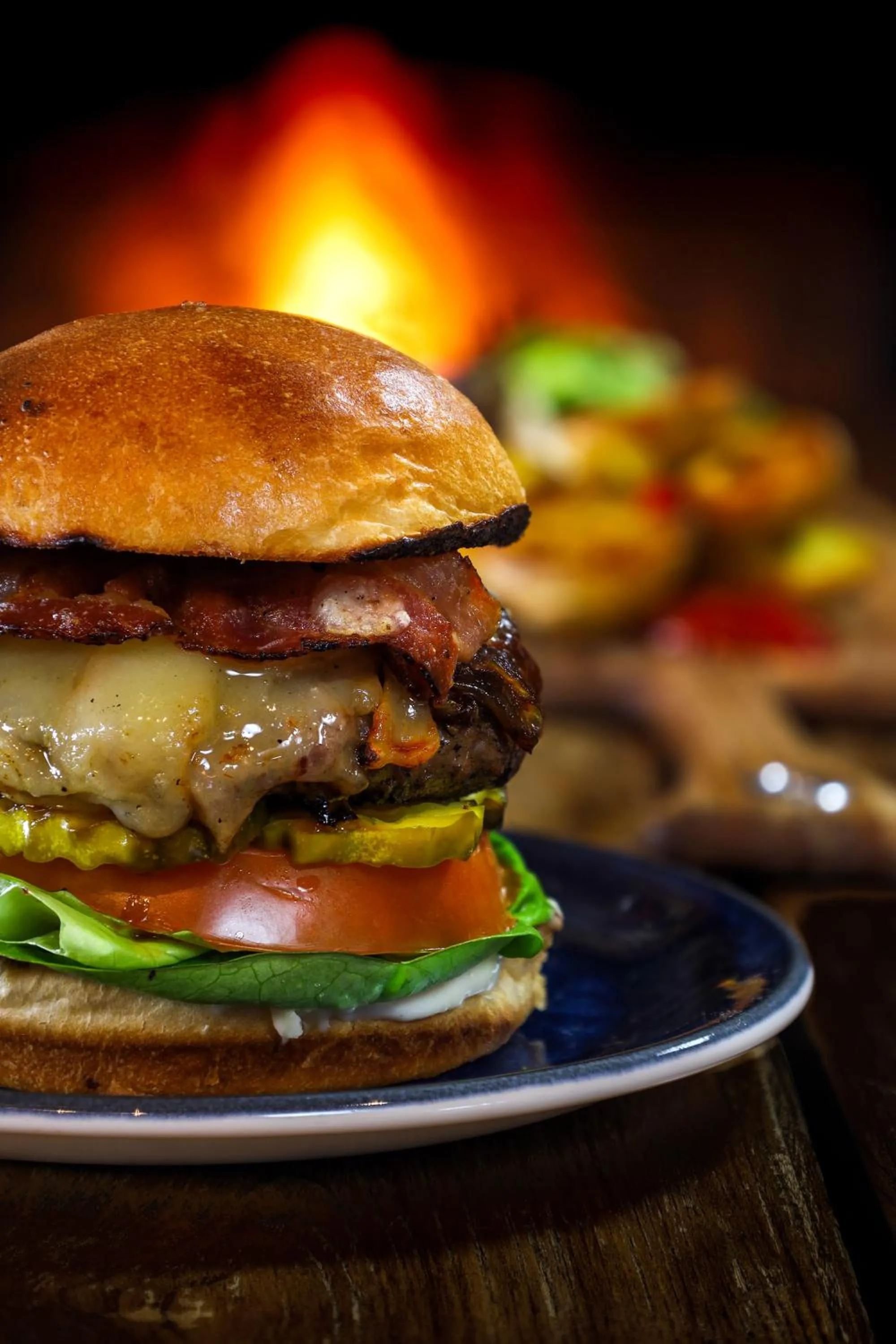 Restaurant/places to eat in Storm Mountain Lodge & Cabins