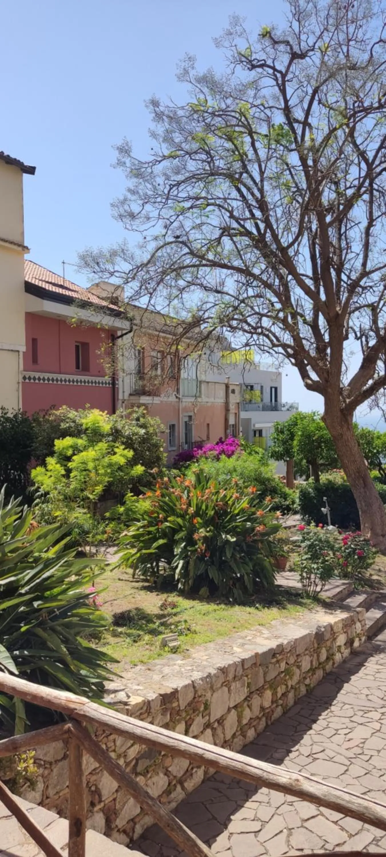 Property building in B&B AKROPOLIS