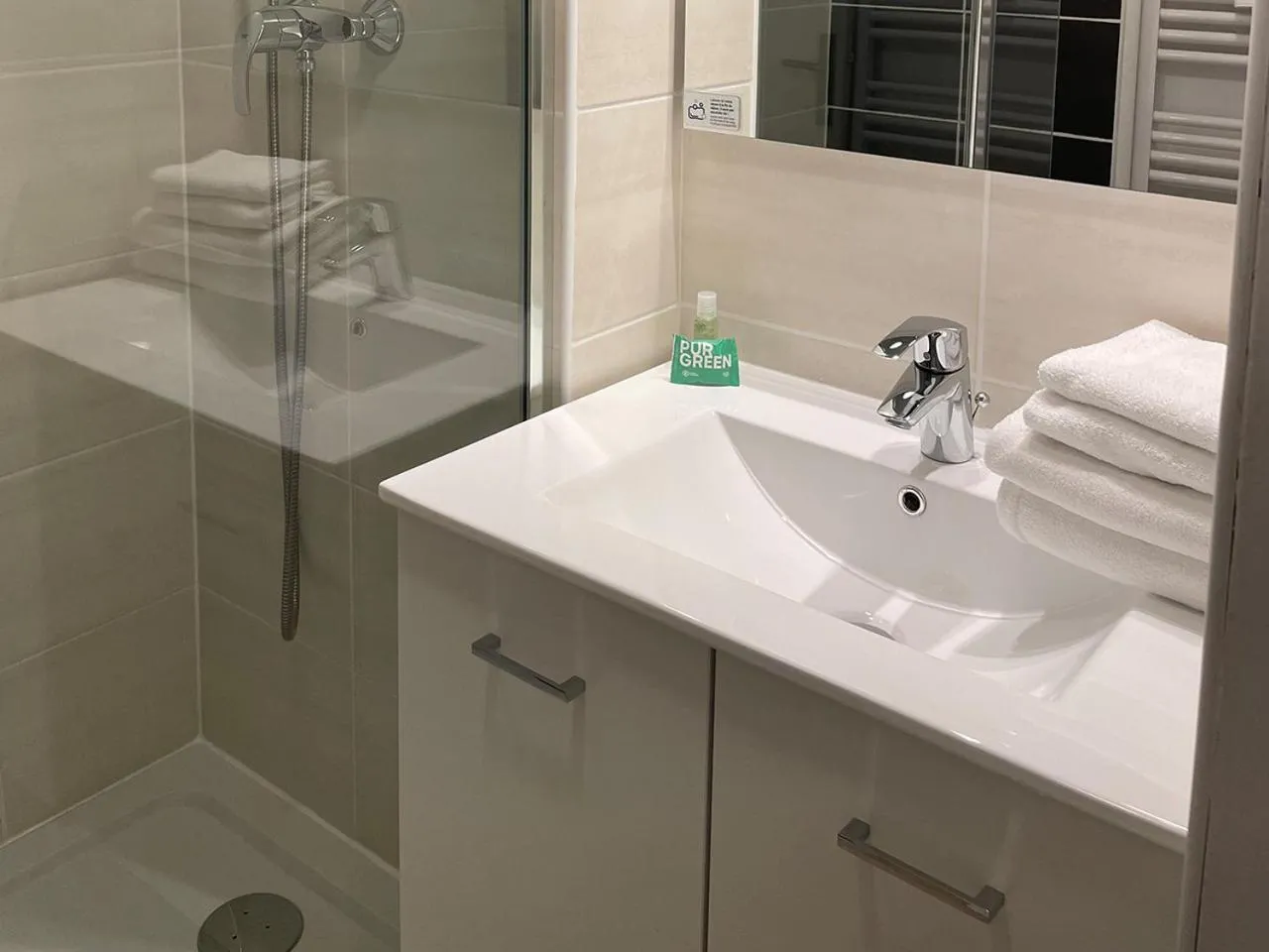 Shower in Résidence Pierre & Vacances La Baie des Sables