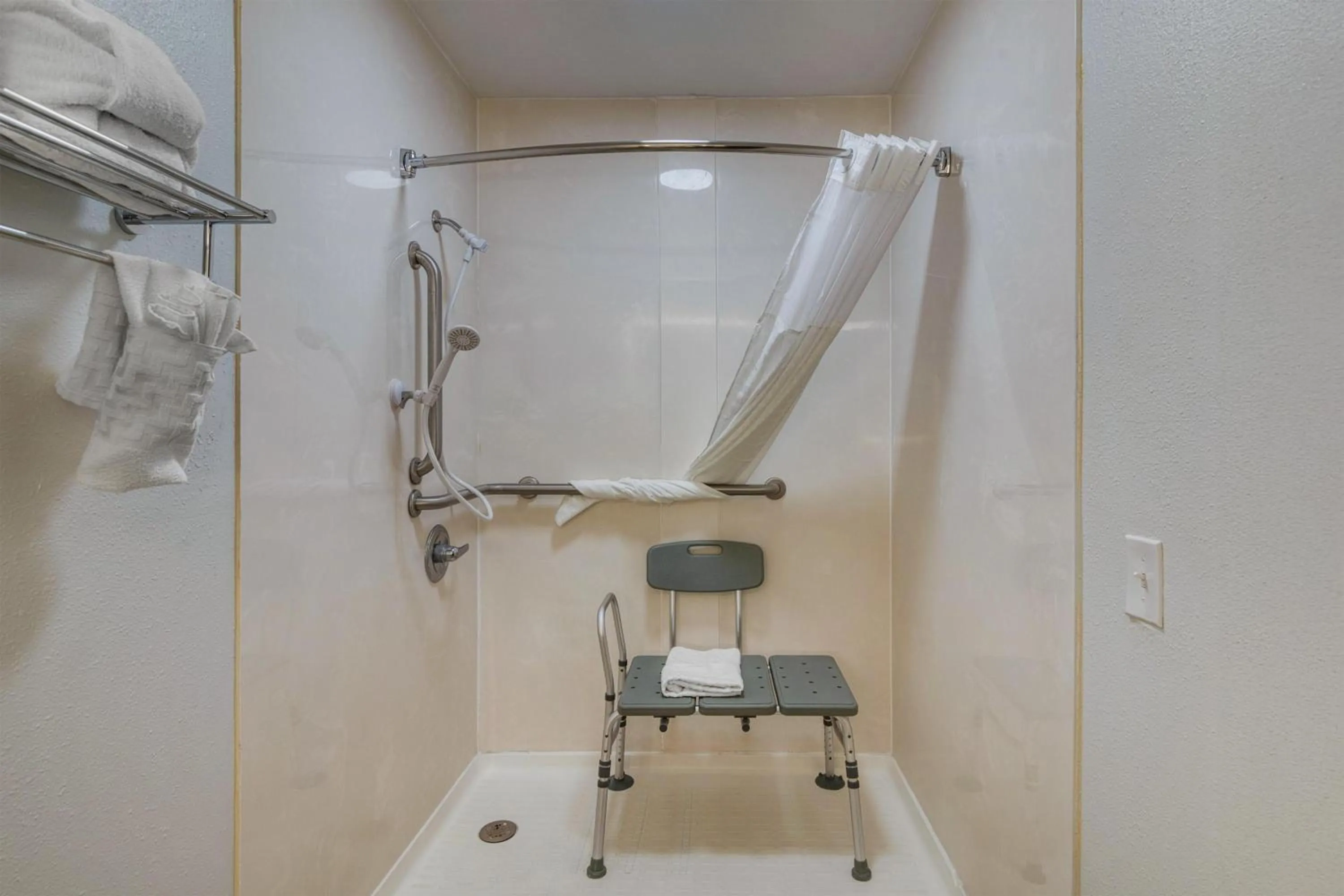 Bathroom in Best Western Of Walterboro