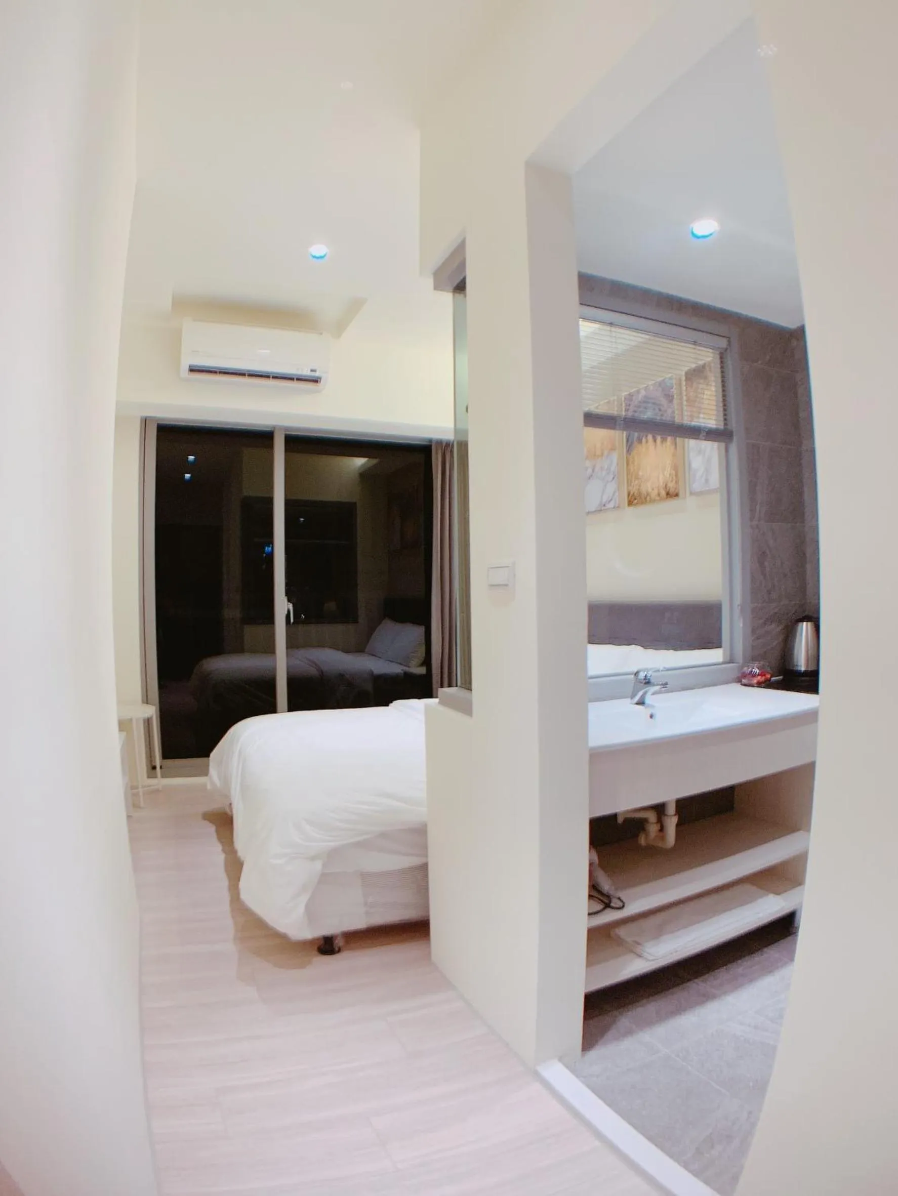 Bed in 想駐逢甲 Shine Residence