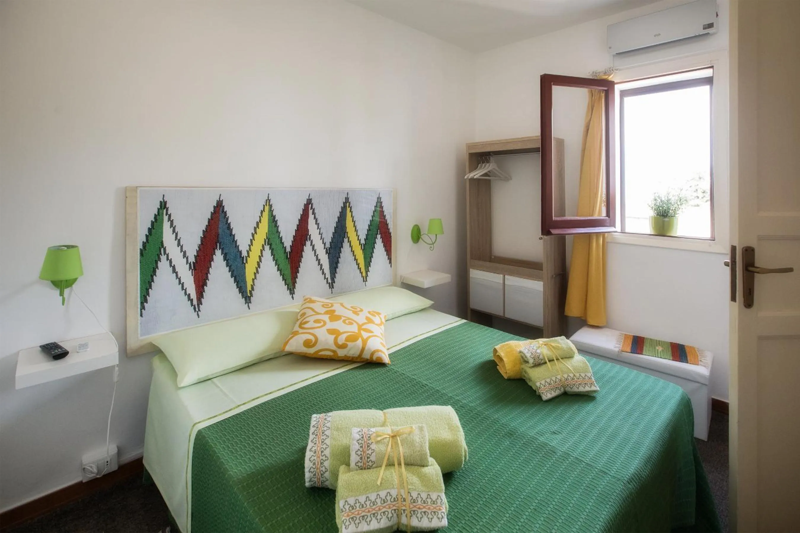 Decorative detail, Bed in Bella Vista b&b