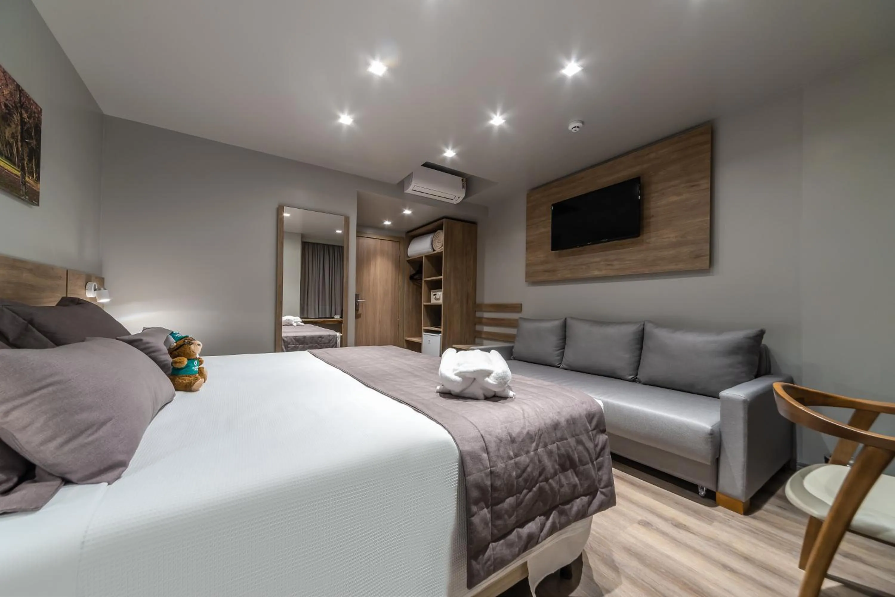 Photo of the whole room, Bed in Hotel Laghetto Fratello