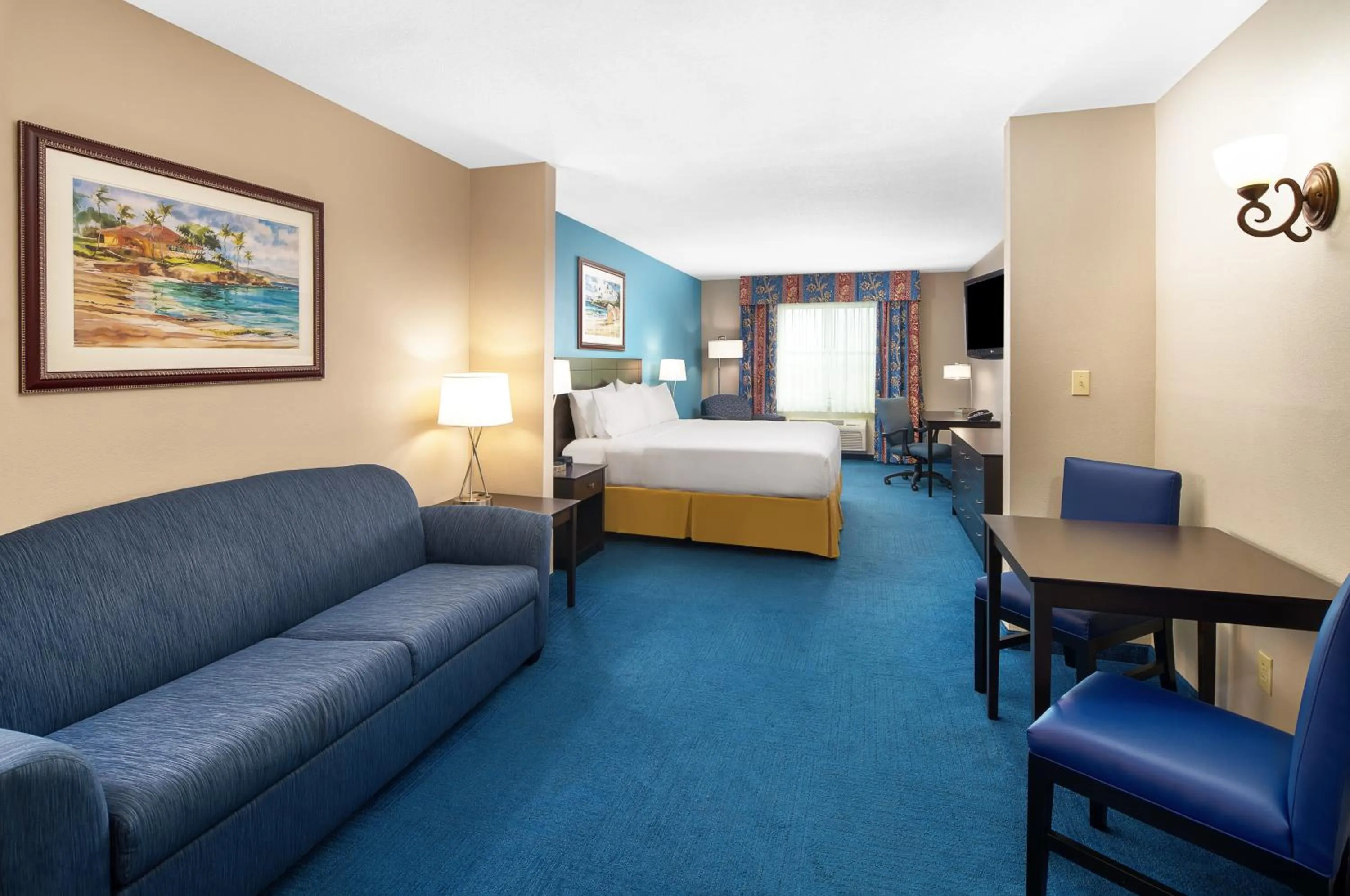 Photo of the whole room, Bed in Holiday Inn Express & Suites Miami Kendall by IHG