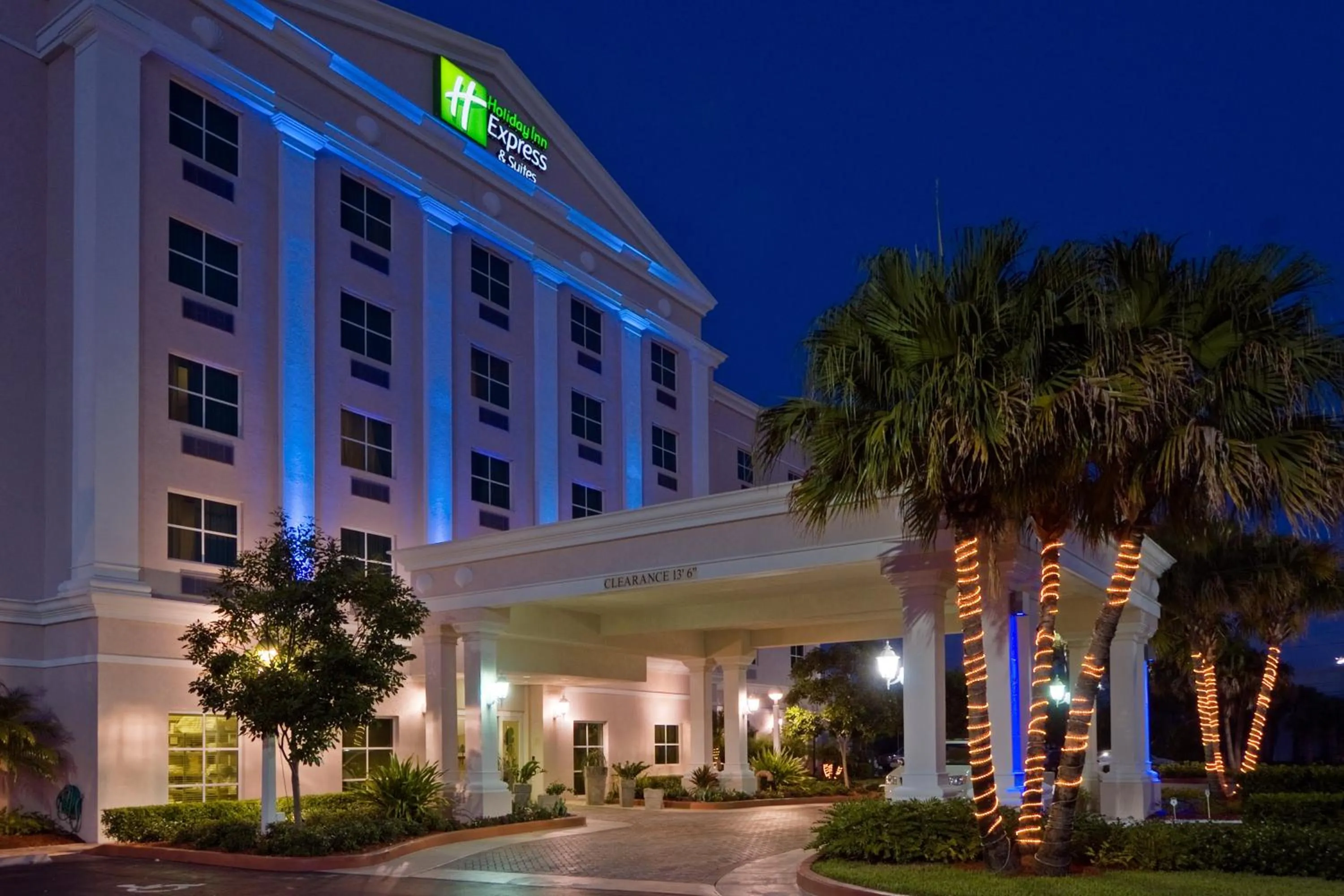 Property building in Holiday Inn Express & Suites Miami Kendall by IHG