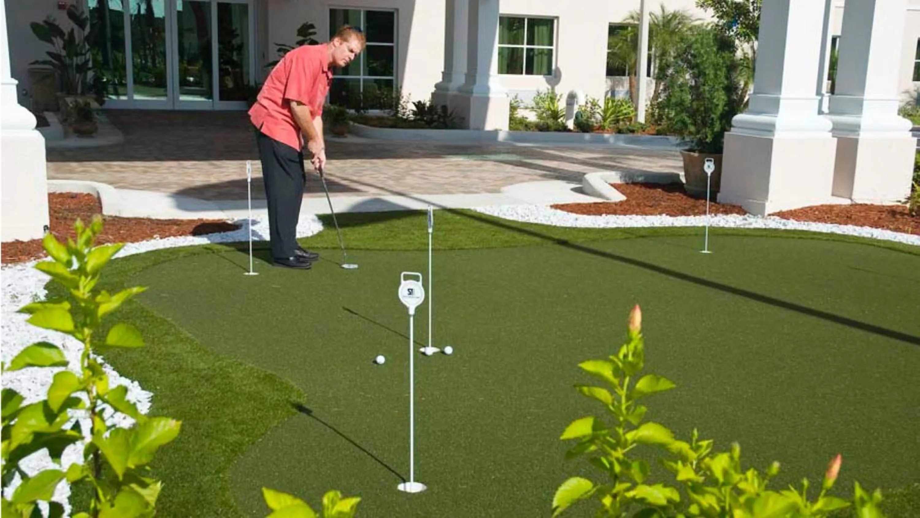 Lobby or reception in Holiday Inn Express & Suites Miami Kendall by IHG