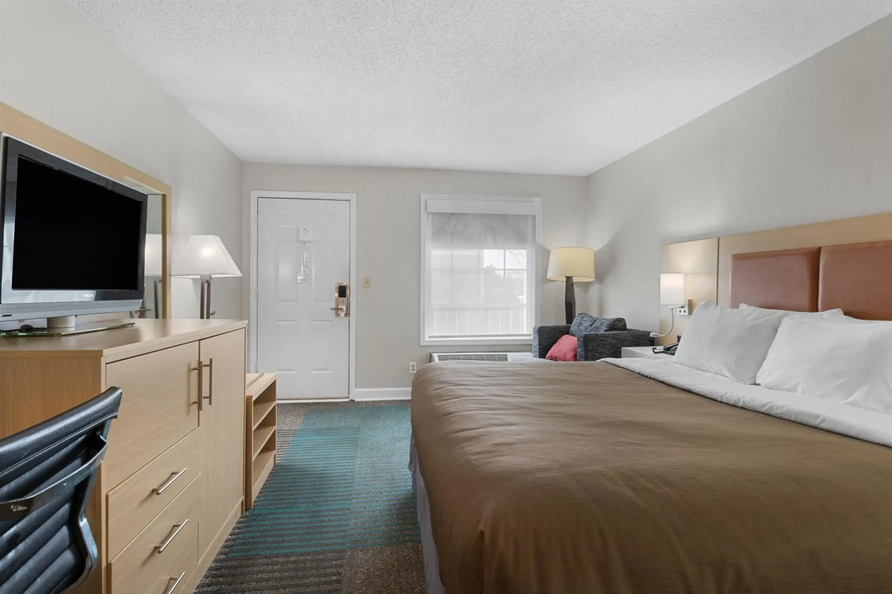 King Room in Richland Inn of Columbia King Room in Richland Inn of Columbia