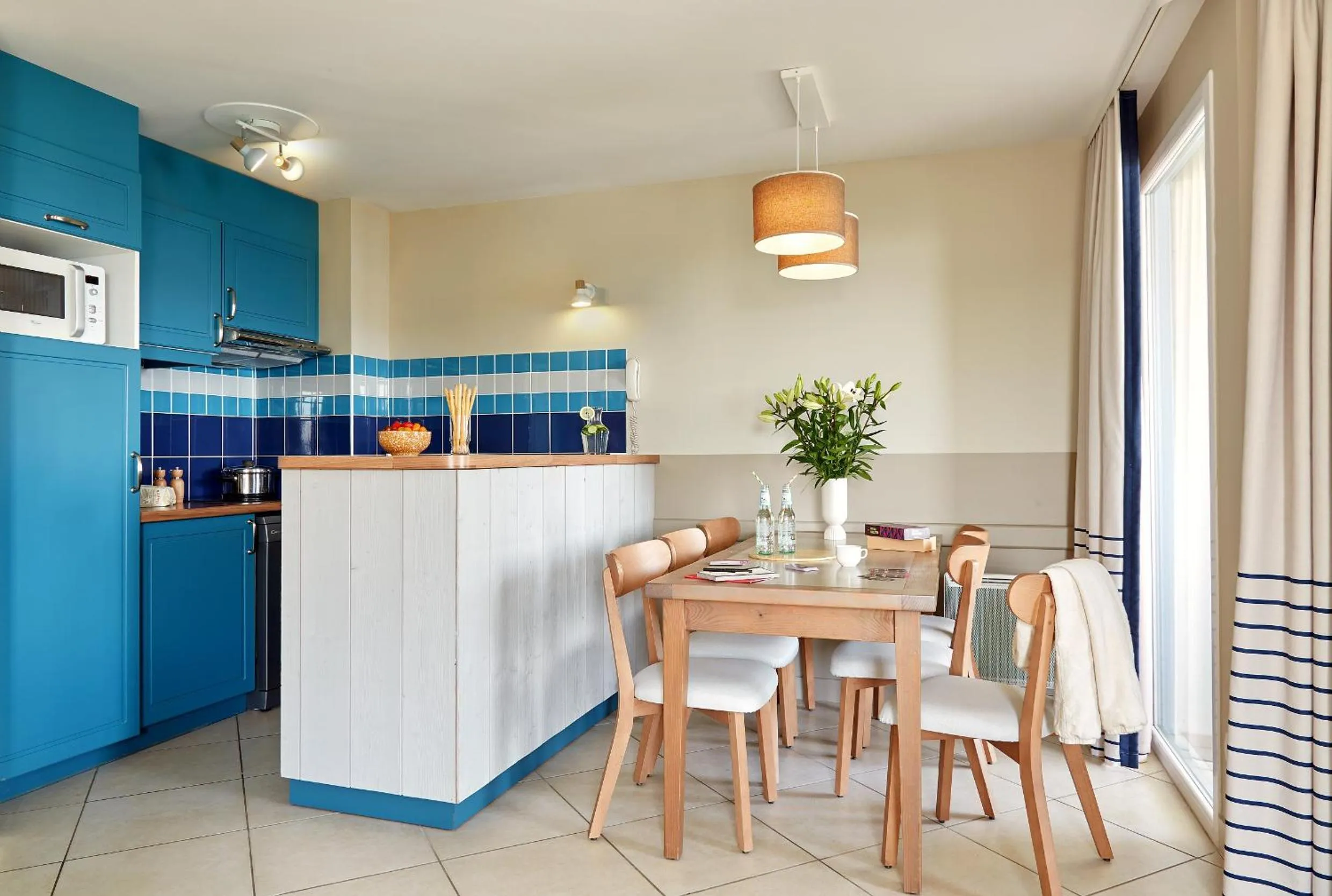 Kitchen or kitchenette in Résidence Pierre & Vacances Premium Le Coteau et la Mer