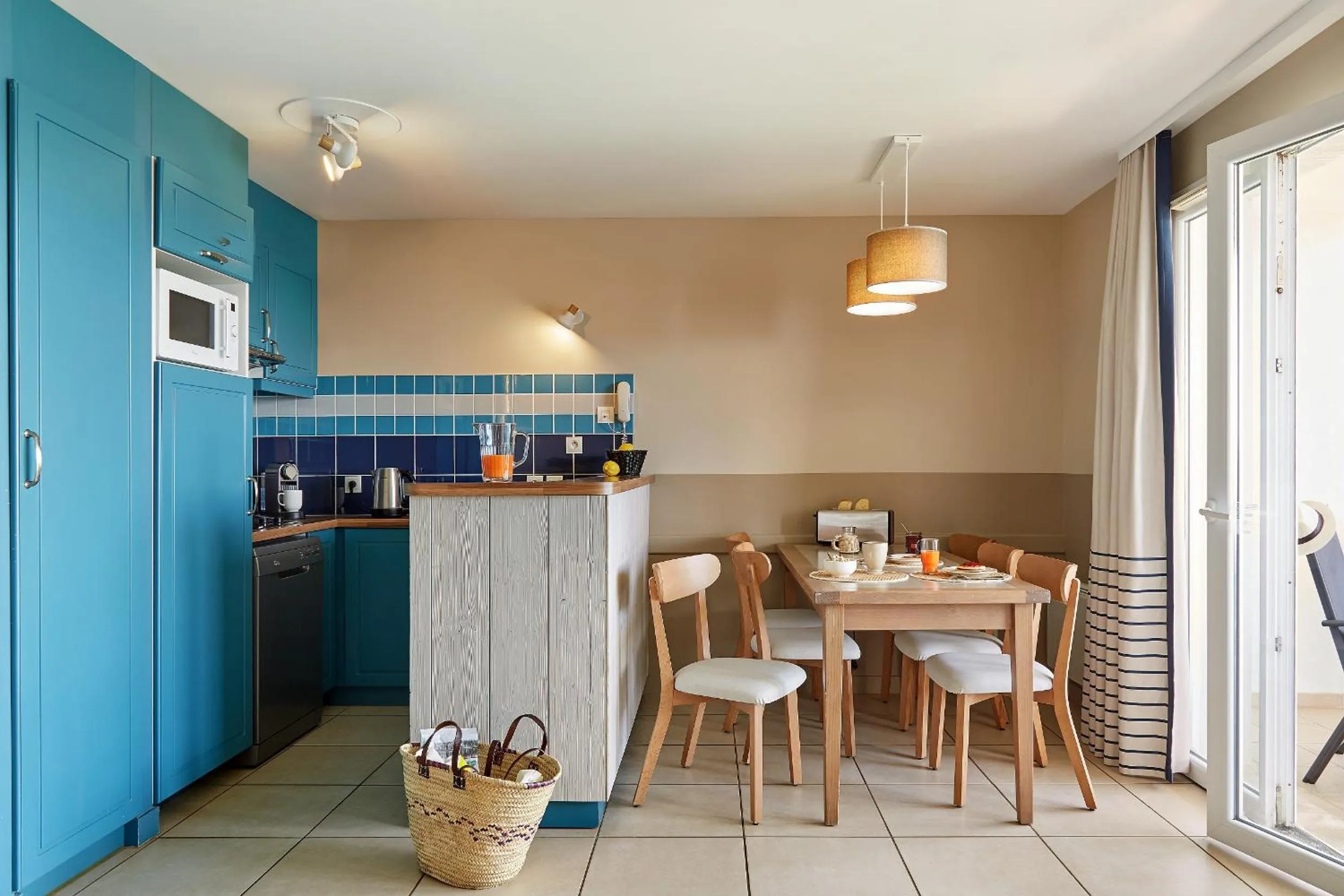 Coffee/tea facilities in Résidence Pierre & Vacances Premium Le Coteau et la Mer