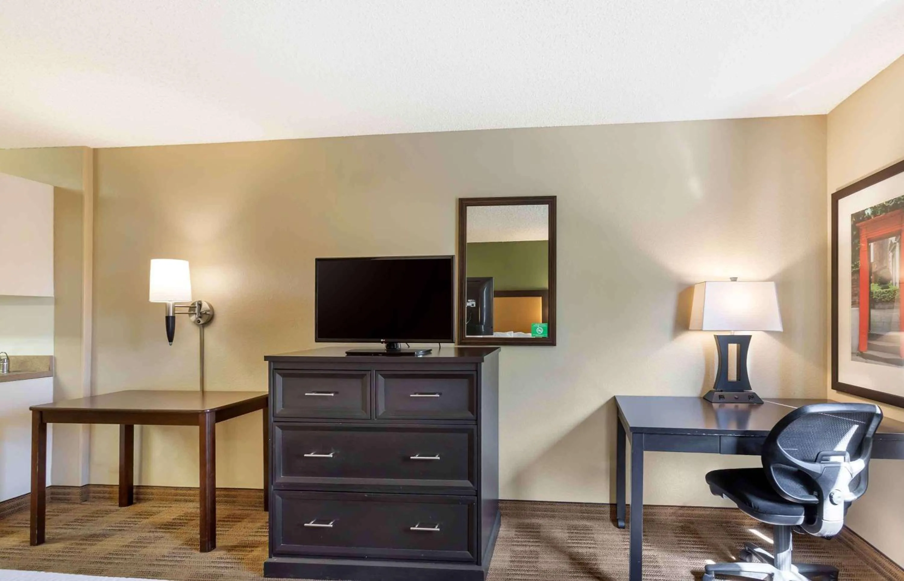 Bedroom in Extended Stay America Suites - Boise - Airport