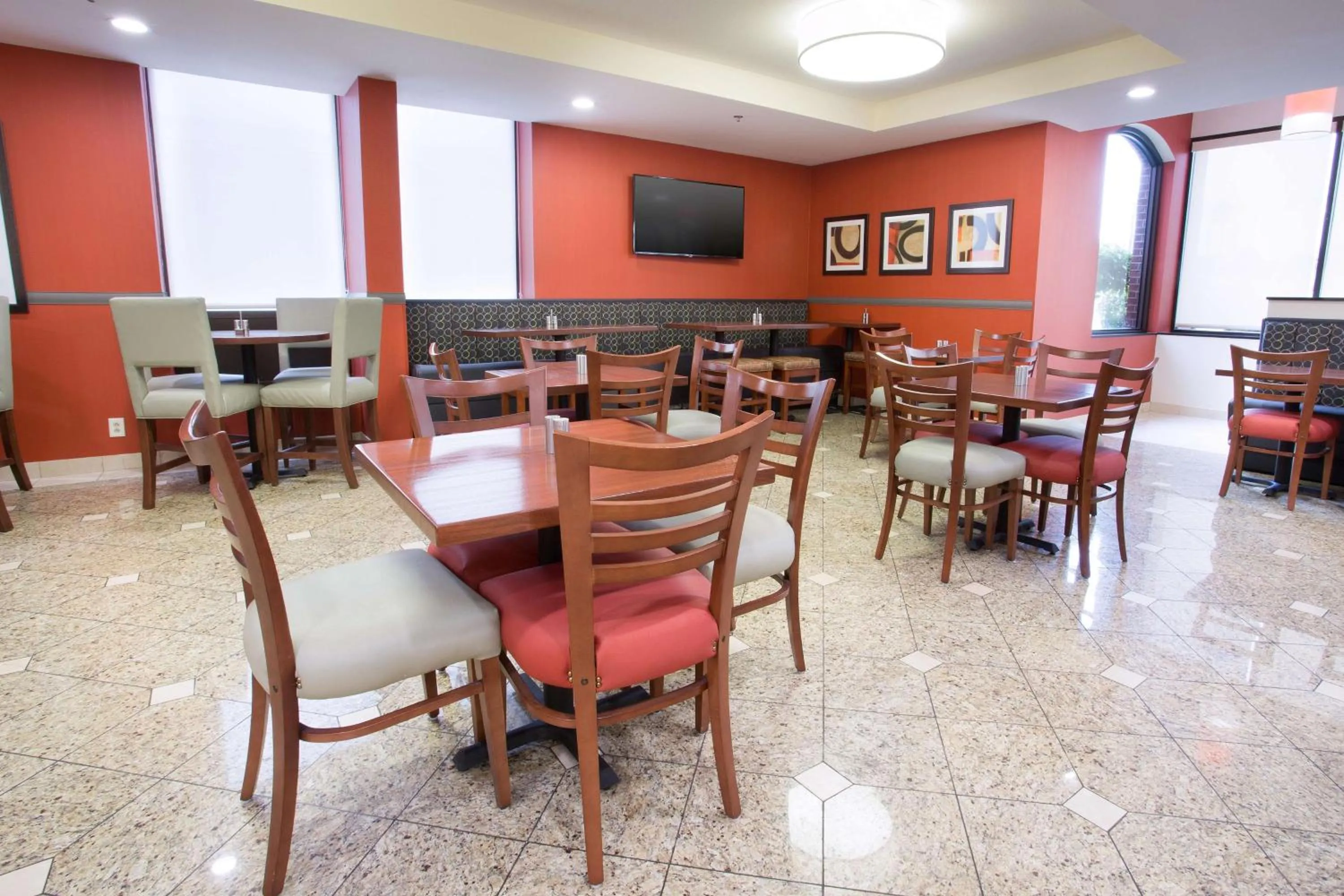 Bathroom in Drury Inn & Suites Joplin