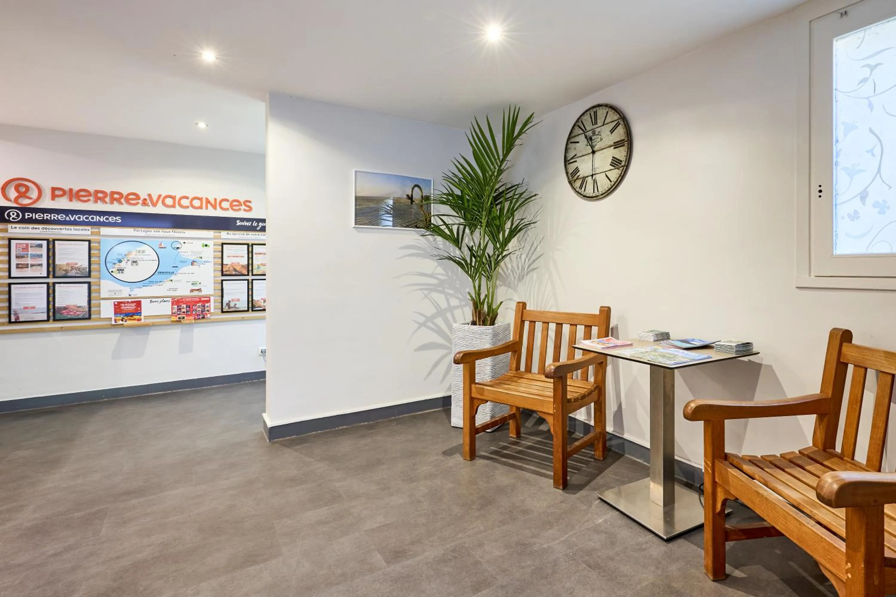 Seating area in Residence Pierre & Vacances Les Embruns