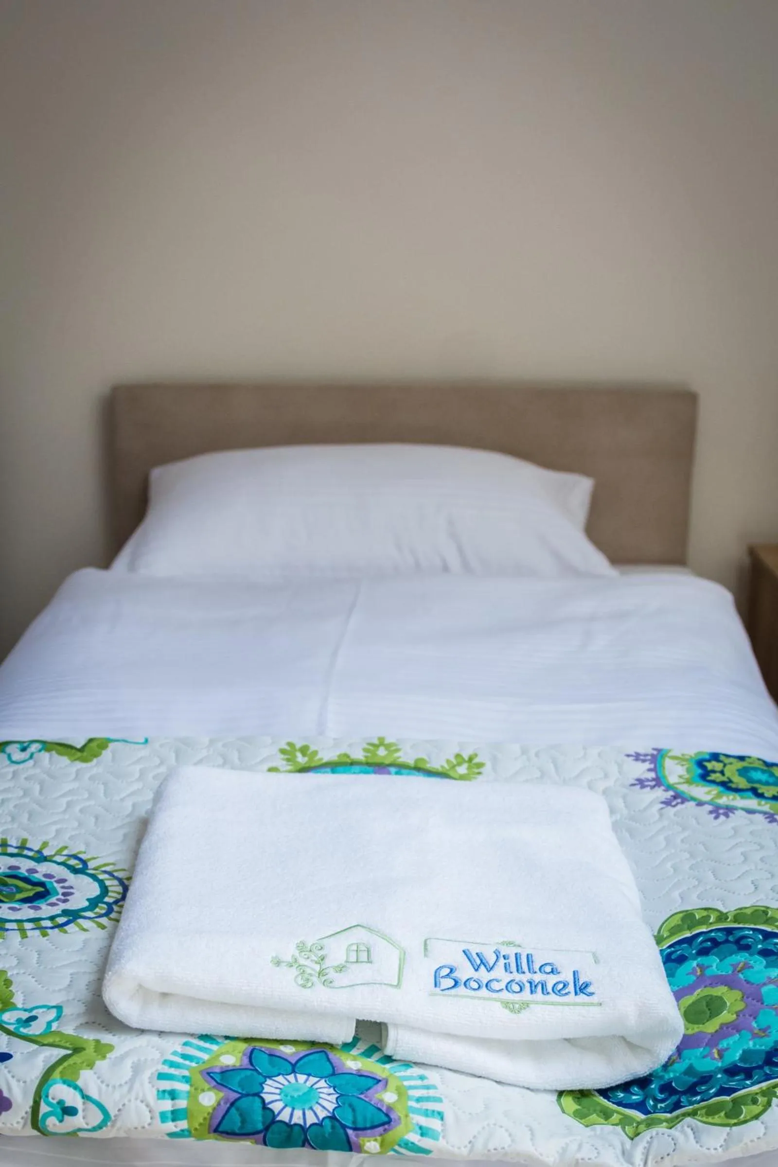 Bed in Willa Boconek - Zator Przeciszów