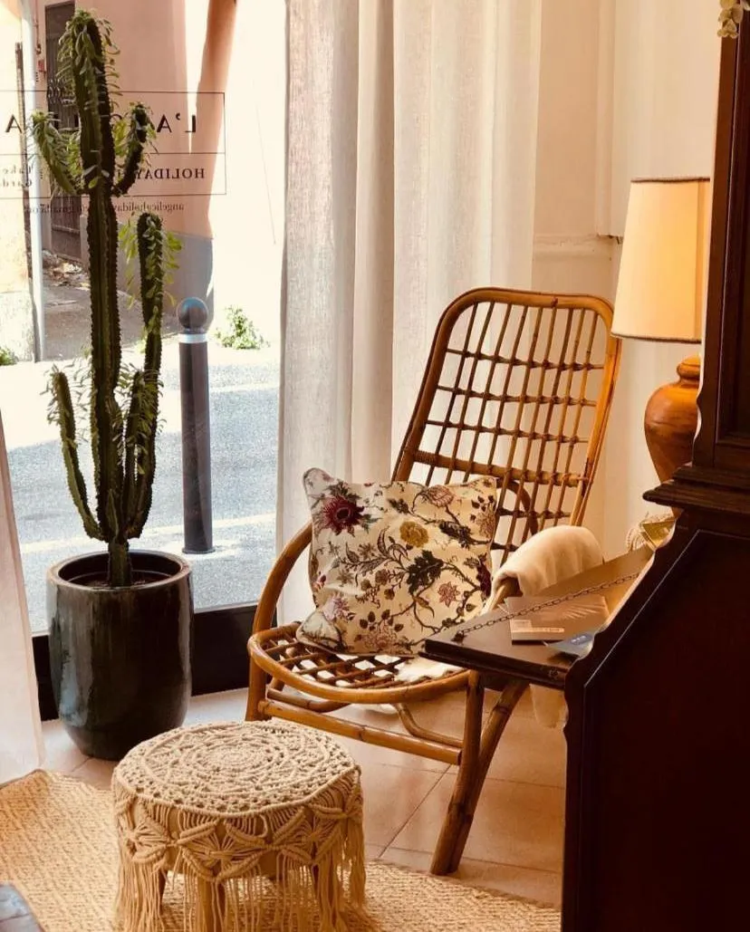 Decorative detail in L'Angelica Holiday Home