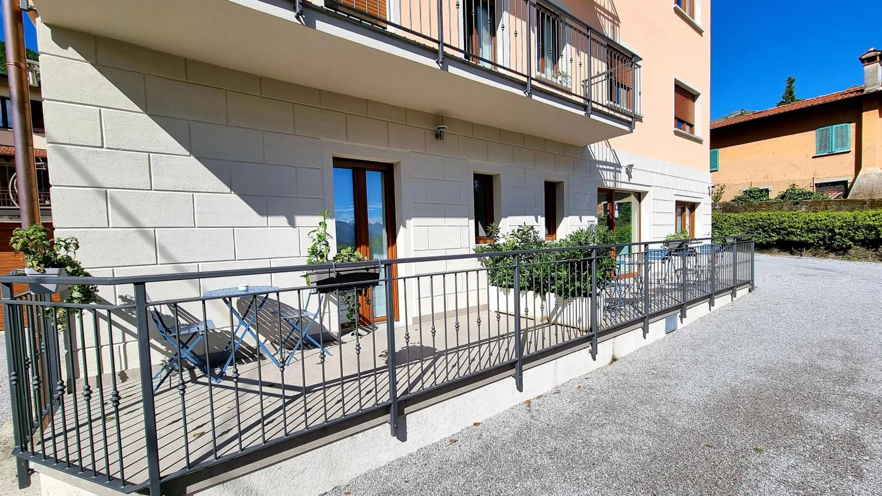 Property building in B&B I LAKE IT BELLAGIO