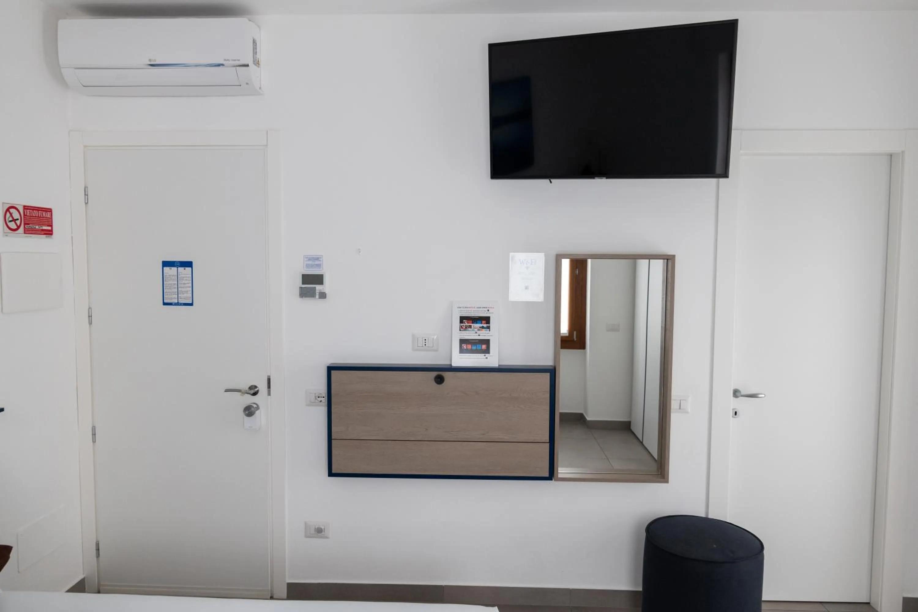 Bedroom in B&B I LAKE IT BELLAGIO