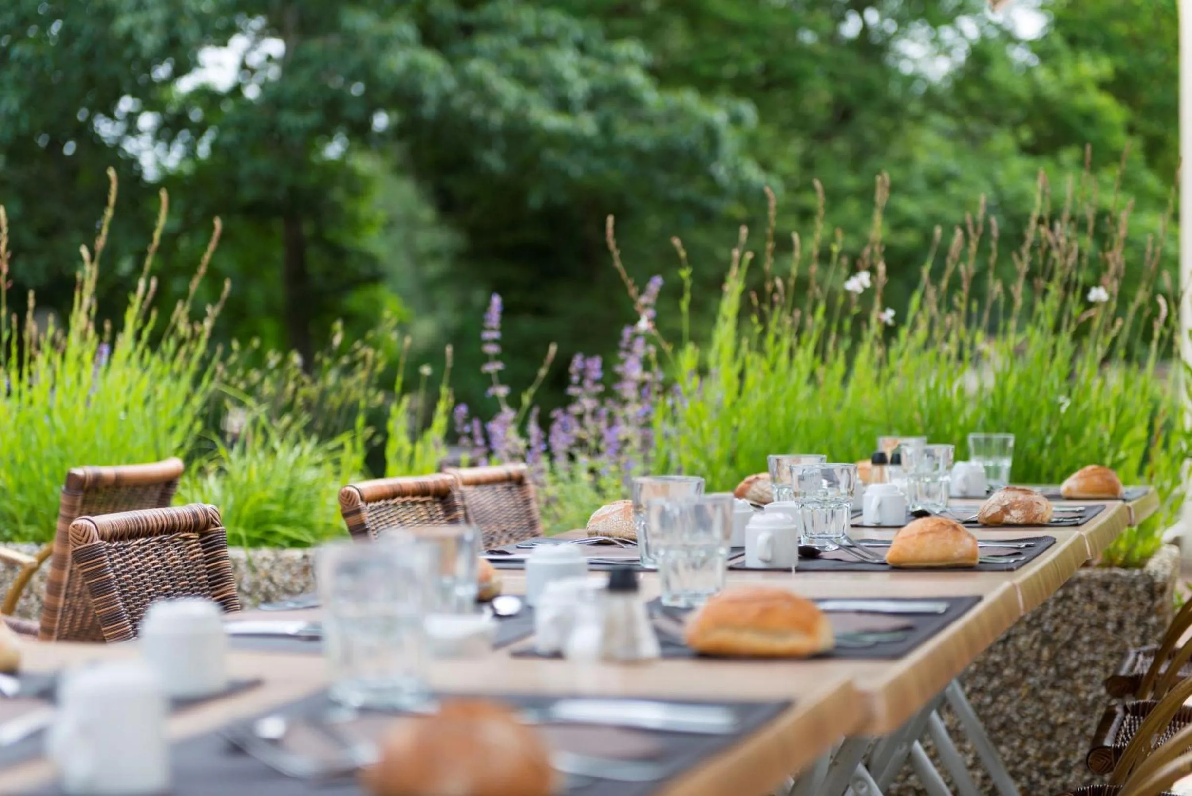 Restaurant/places to eat in Les Jardins de l'Anjou