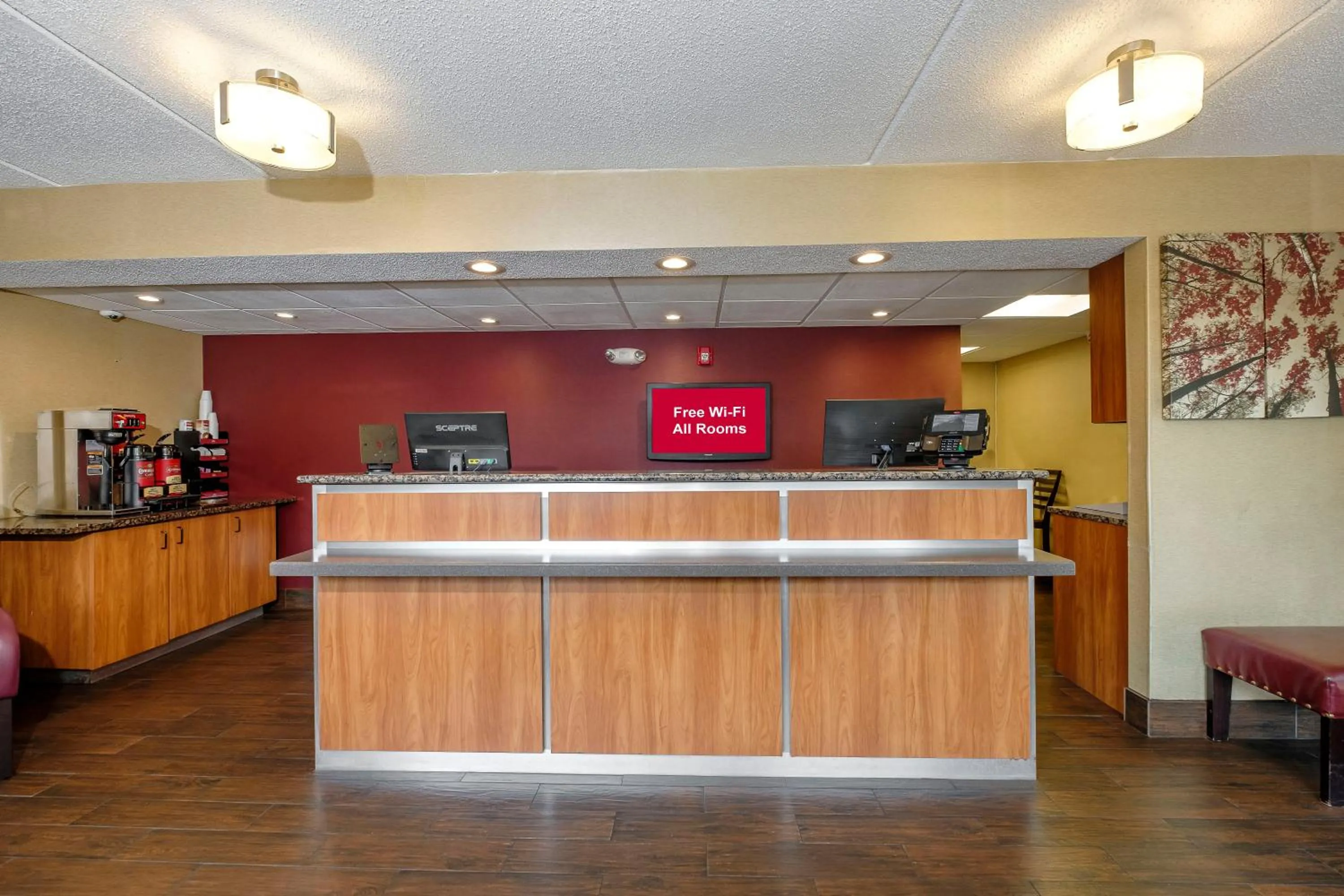 Lobby or reception in Red Roof Inn Tallahassee - University