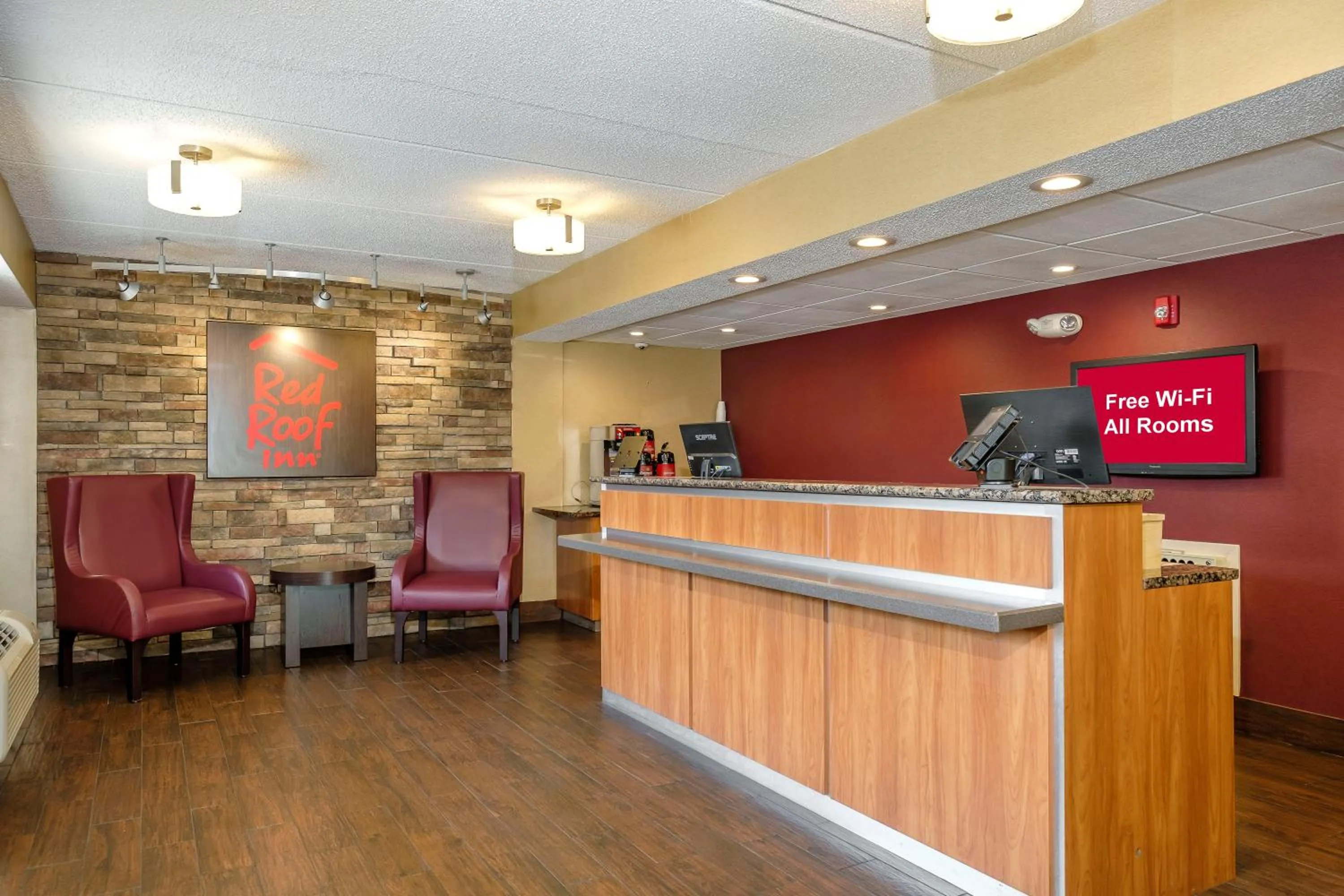 Lobby or reception in Red Roof Inn Tallahassee - University