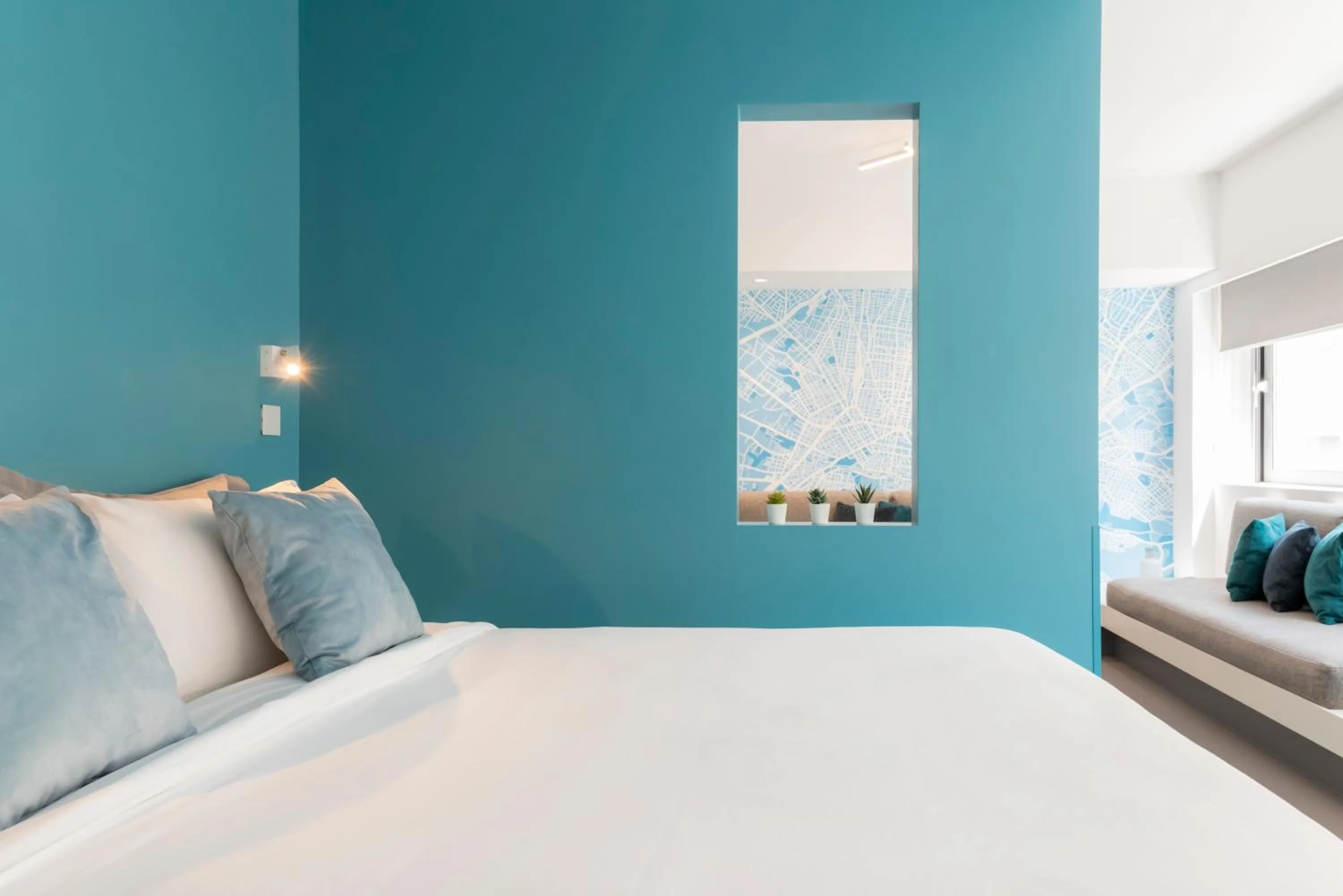 Bed in Athens Color Cube