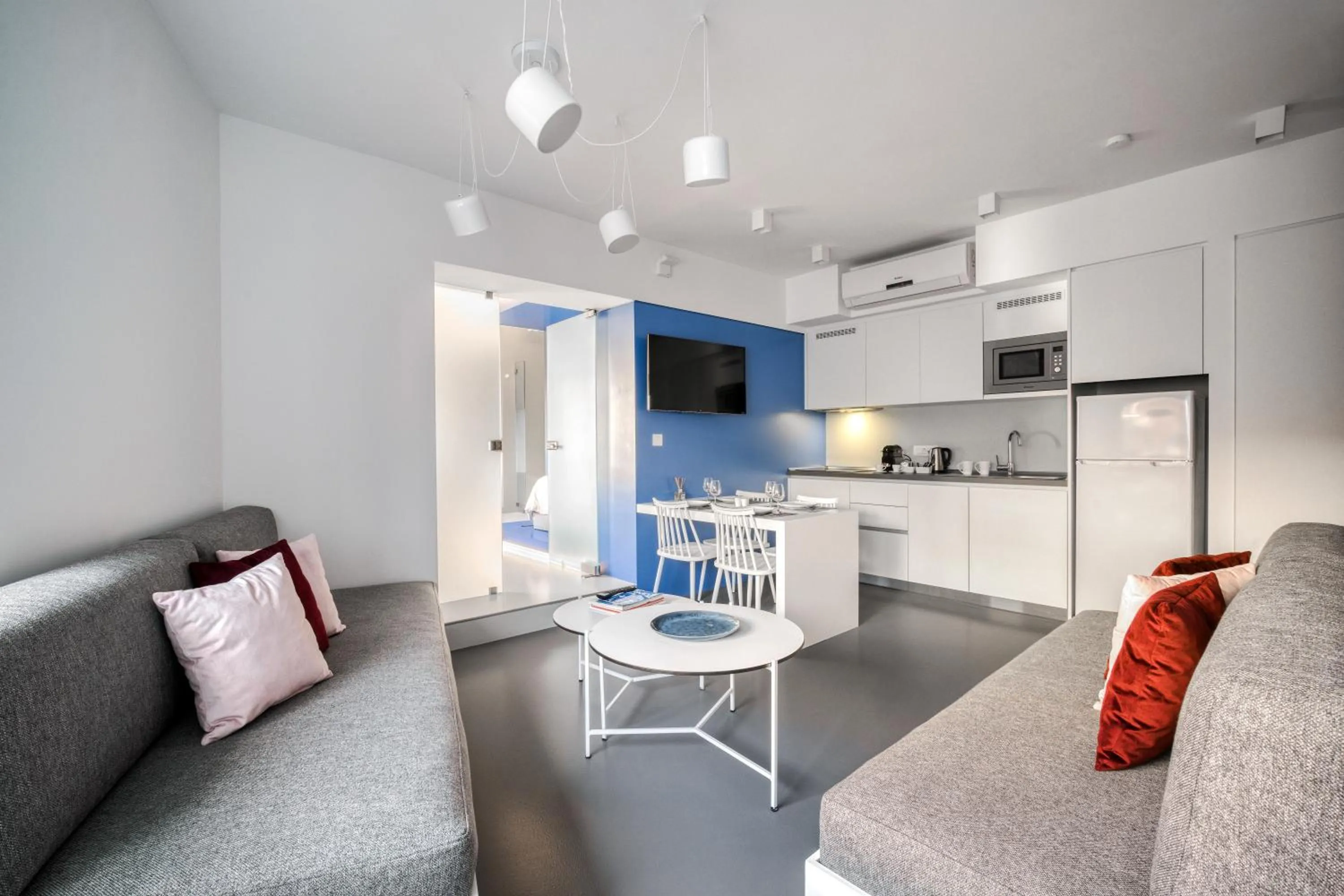 Living room in Athens Color Cube