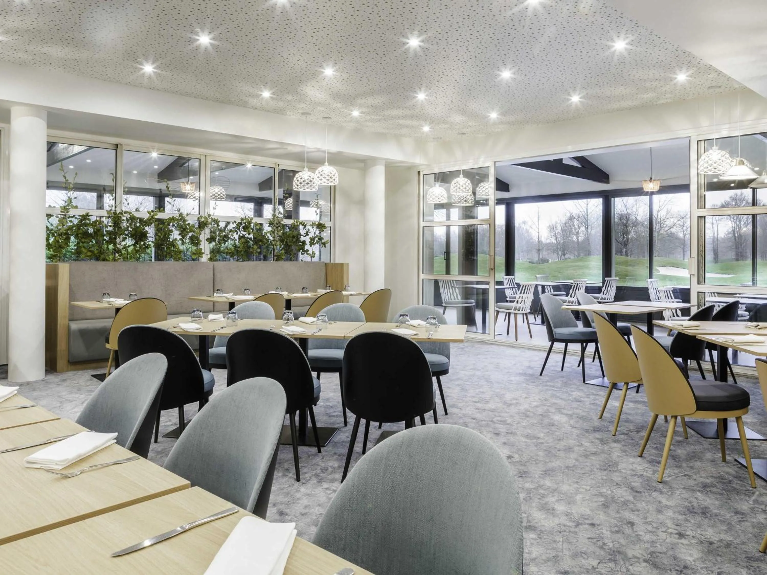 Meeting/conference room in Mercure Orléans Portes de Sologne