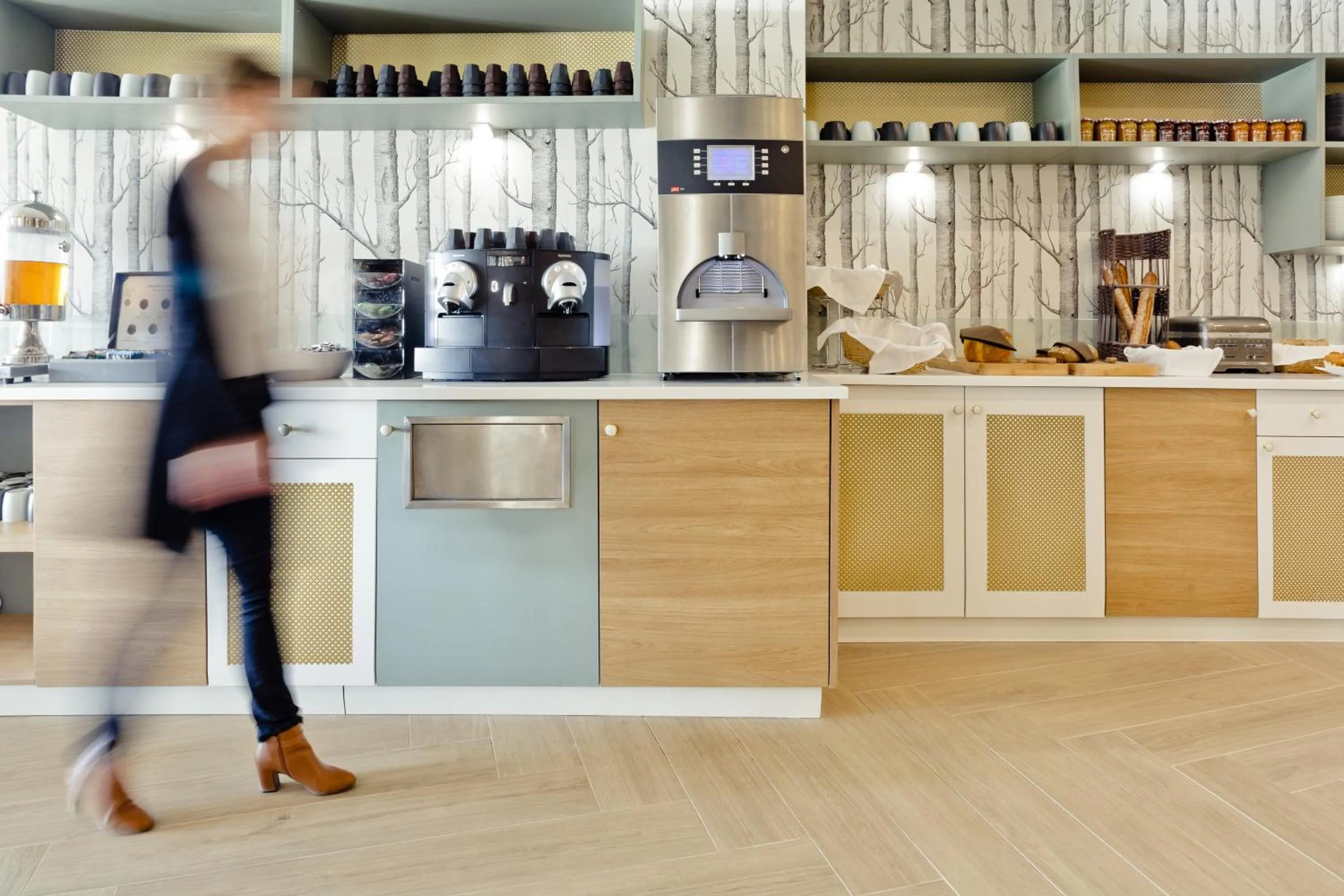 Buffet breakfast in Mercure Orléans Portes de Sologne