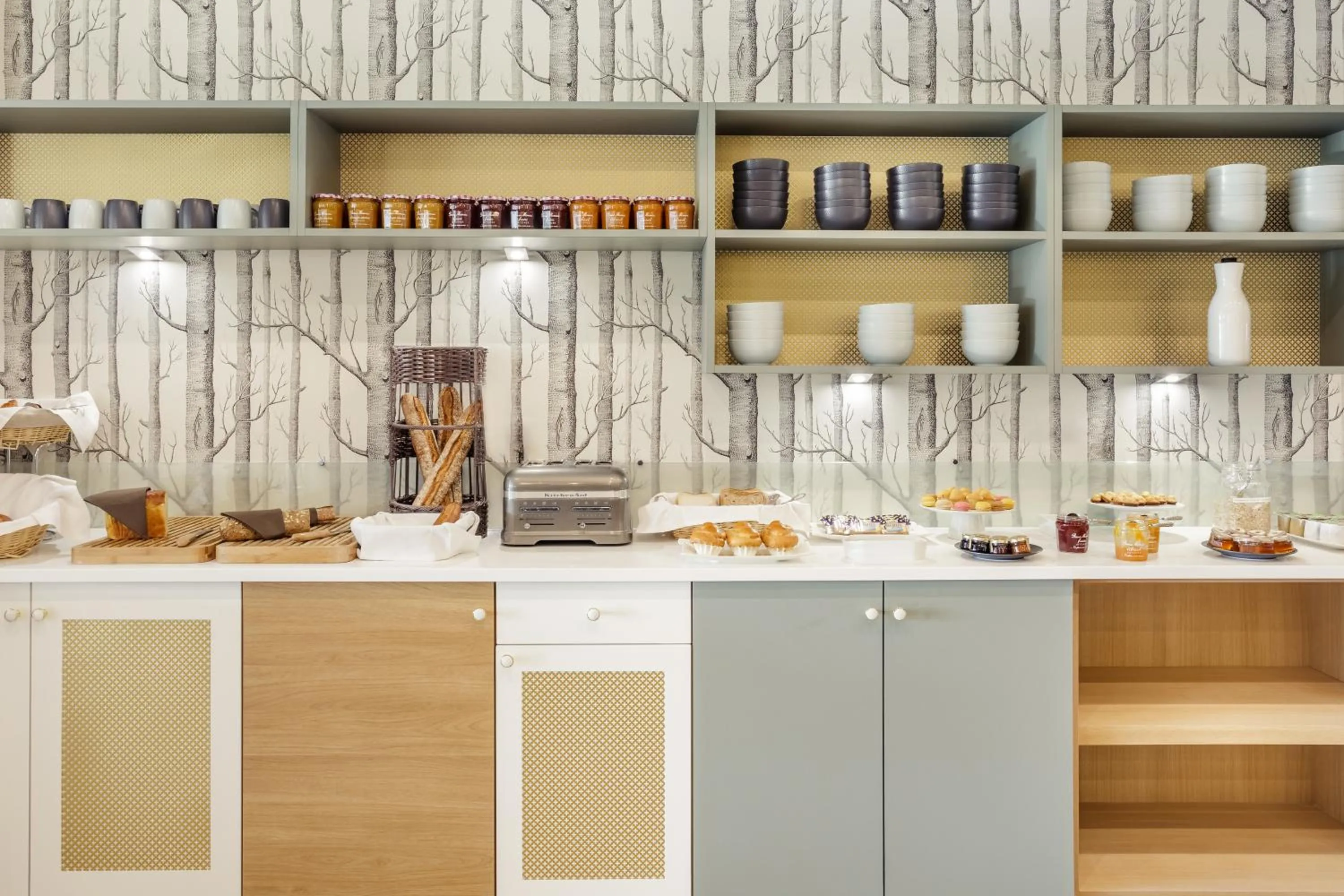 Breakfast in Mercure Orléans Portes de Sologne