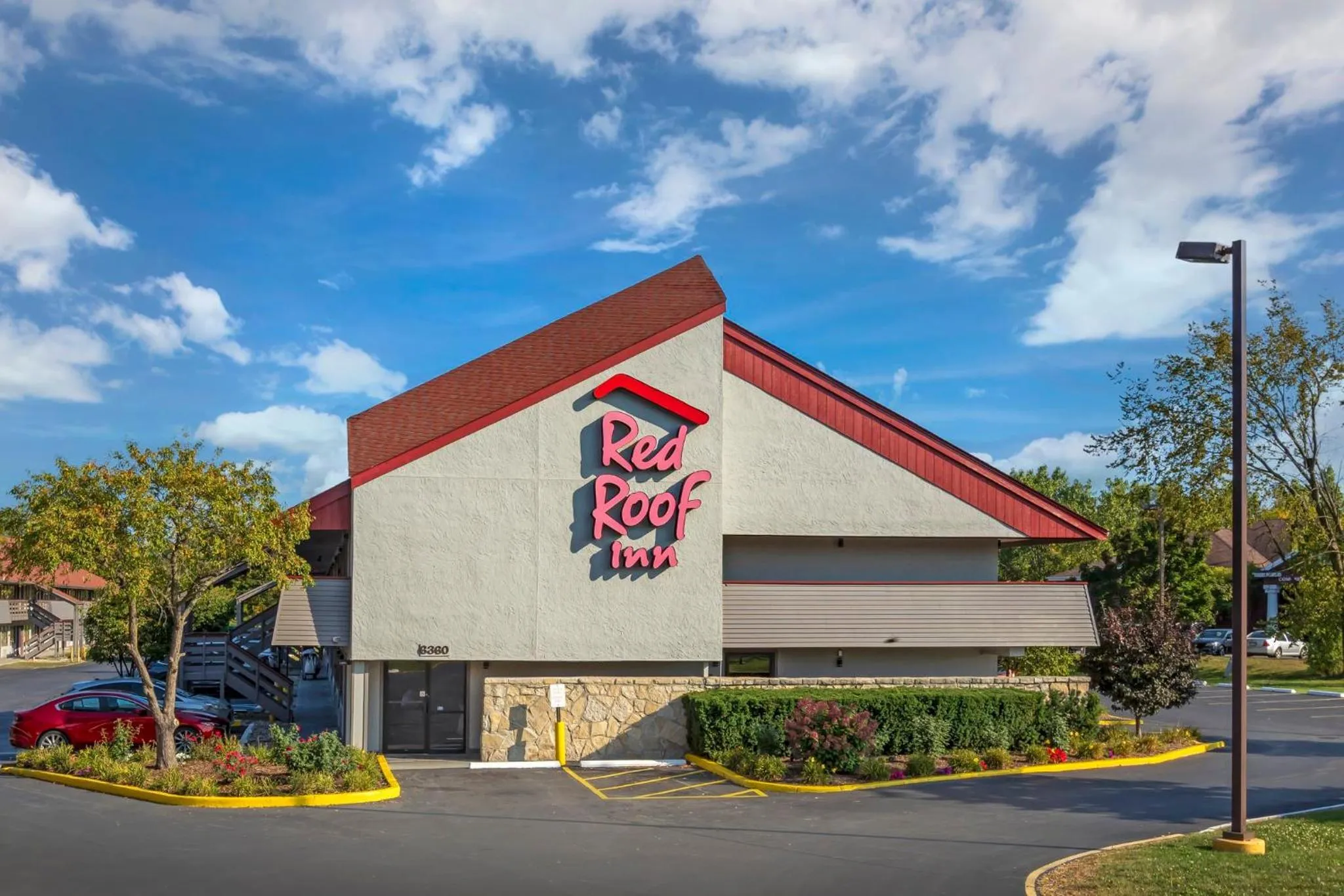 Property building in Red Roof Inn Milwaukee Airport Oak Creek