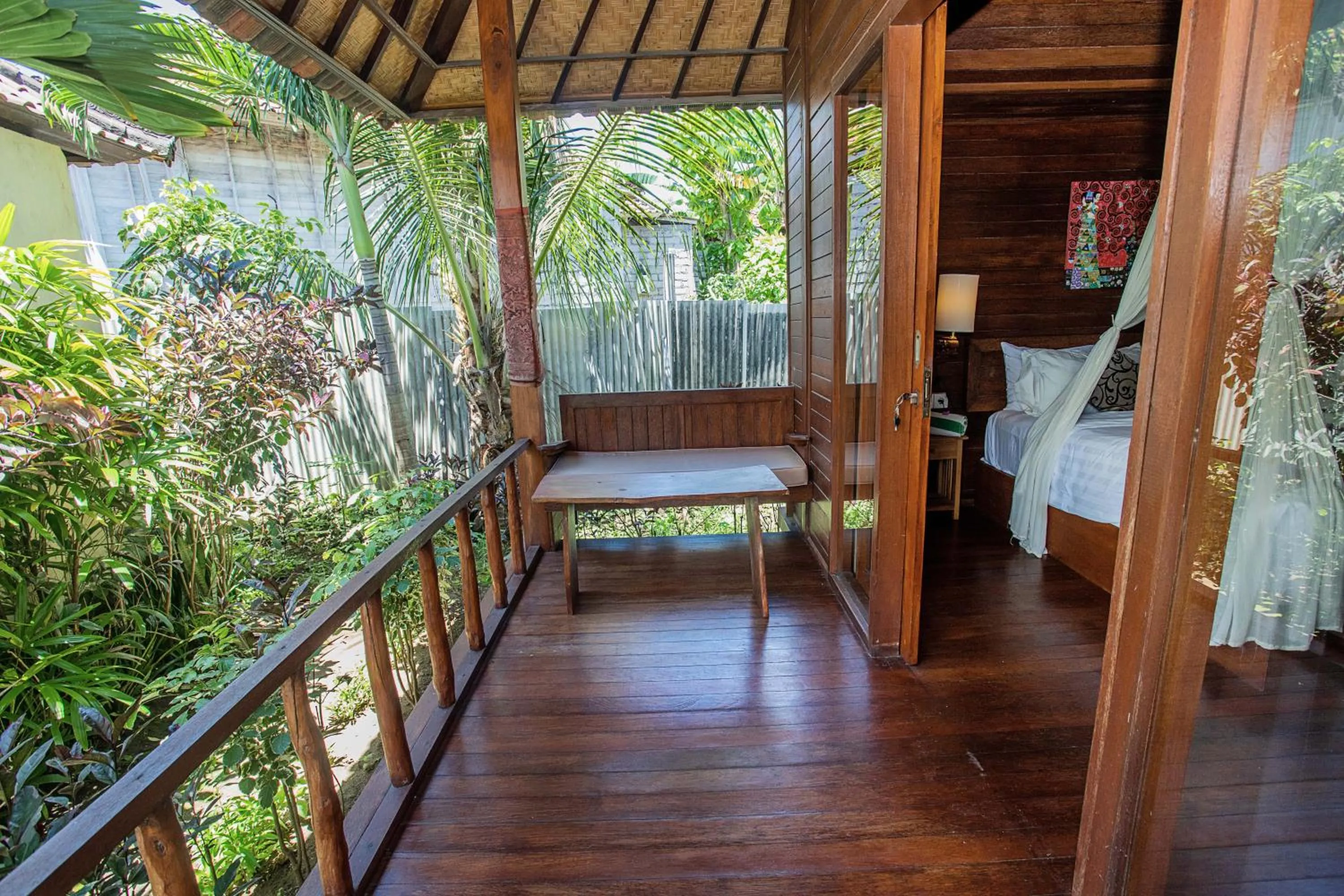 Balcony/Terrace, Bed in D'Muncuk Huts Lembongan
