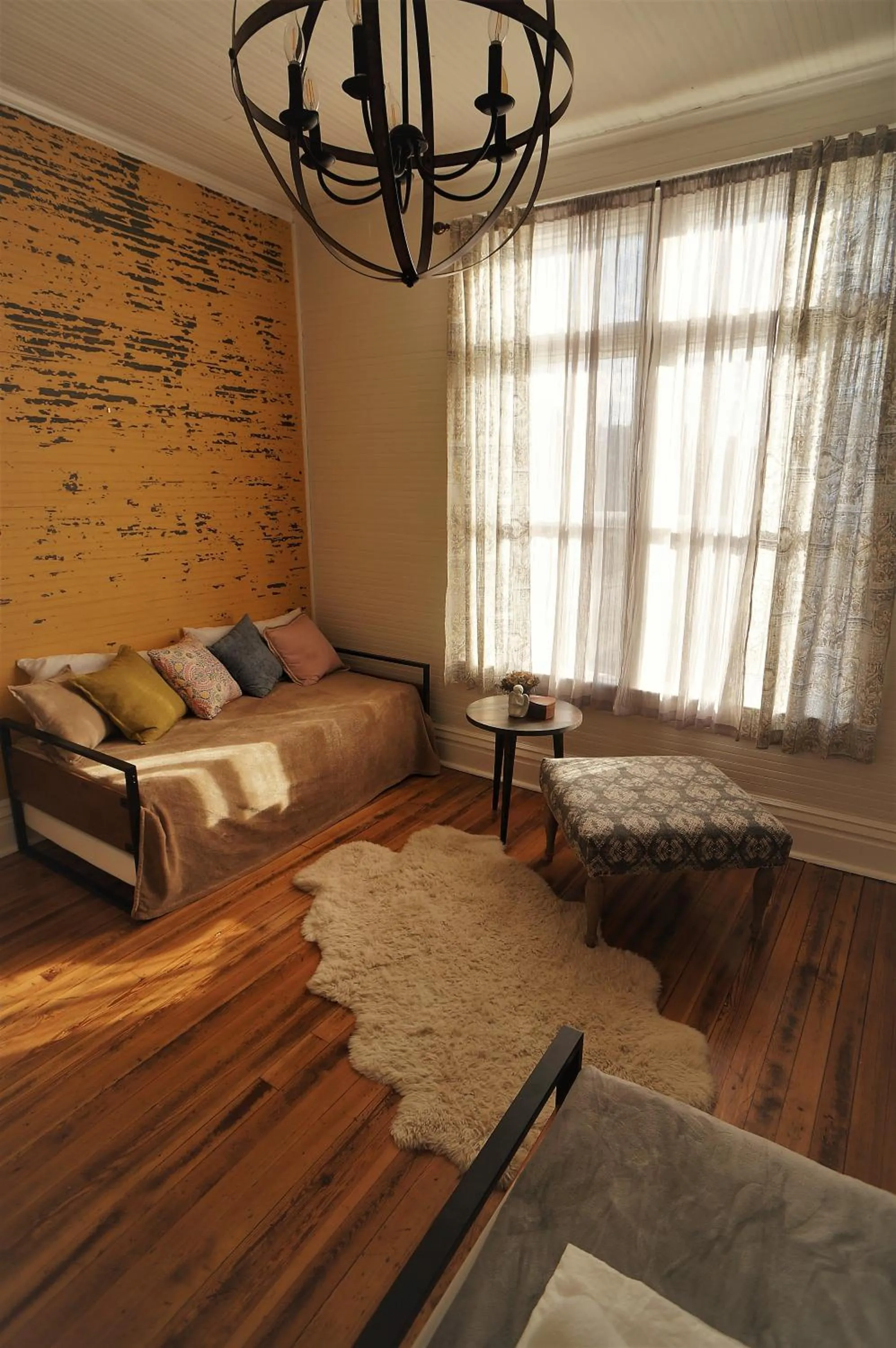 Photo of the whole room in HOSTEL Auberge Clarksdale