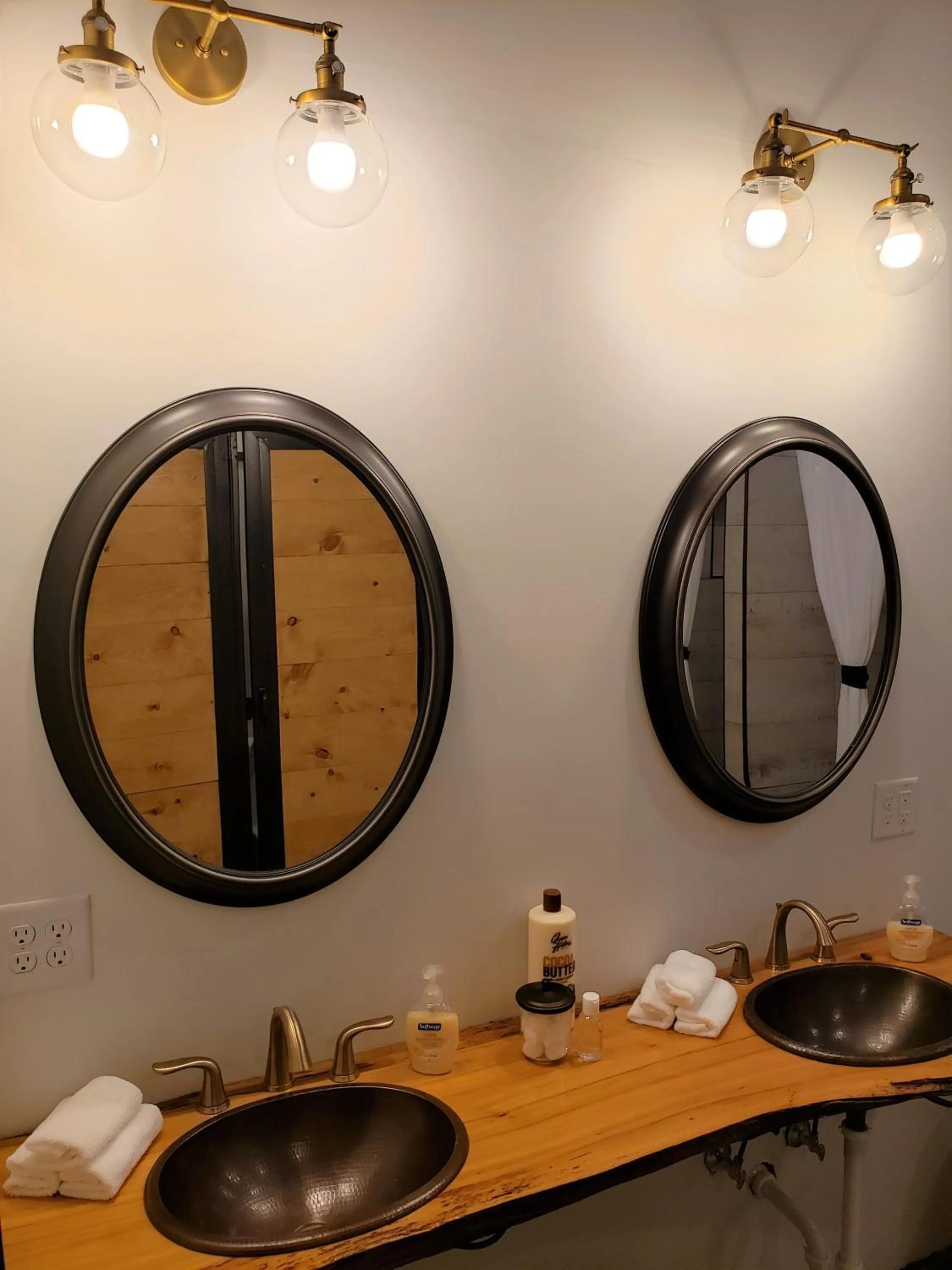 Shower in HOSTEL Auberge Clarksdale